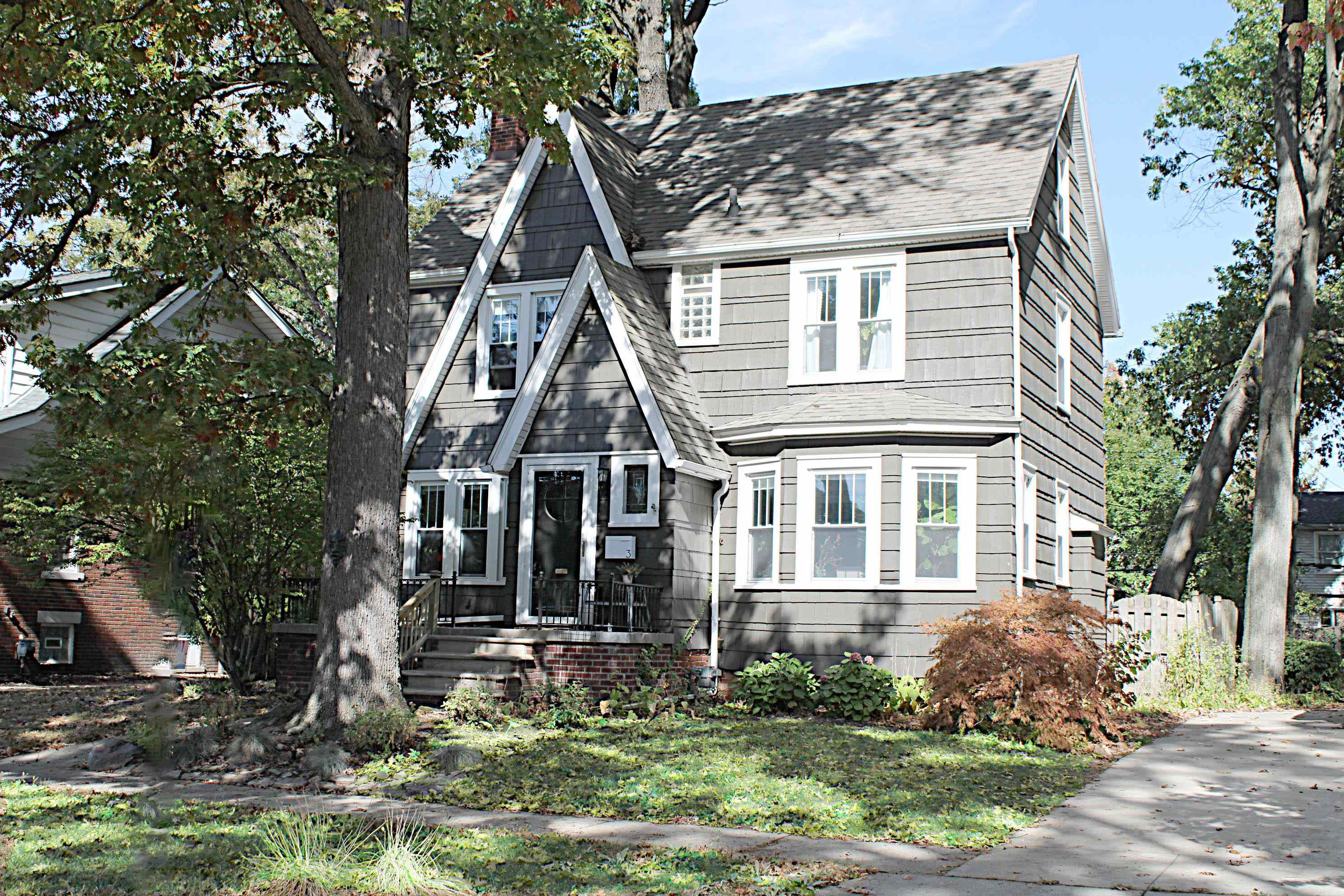 3 Fairwood Boulevard, MI — front exterior
