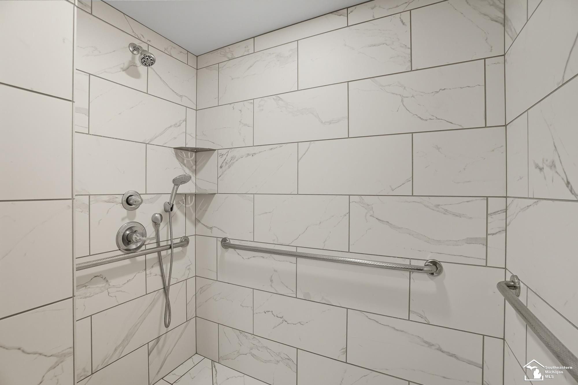 422 Lapoint Avenue, Monroe, MI 48162 — Photo 21