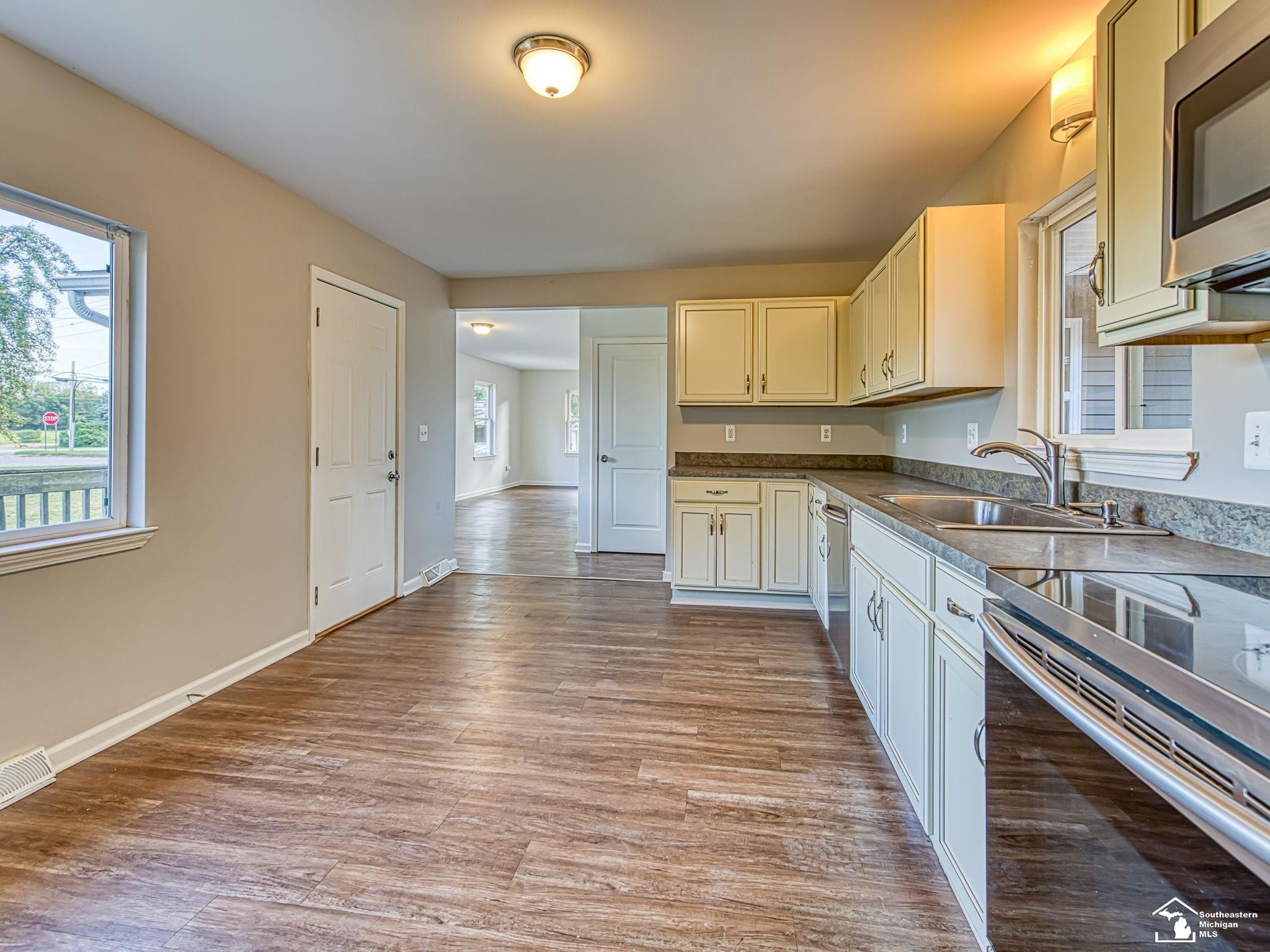3818 1st Street, La Salle, MI — Photo 10