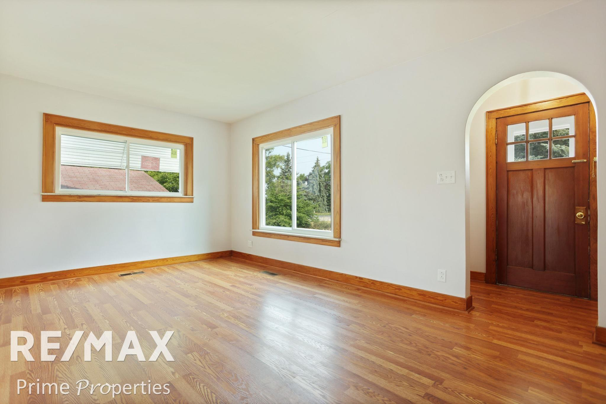 6050 Wadsworth Road, Saginaw, MI 48601 — Photo 8