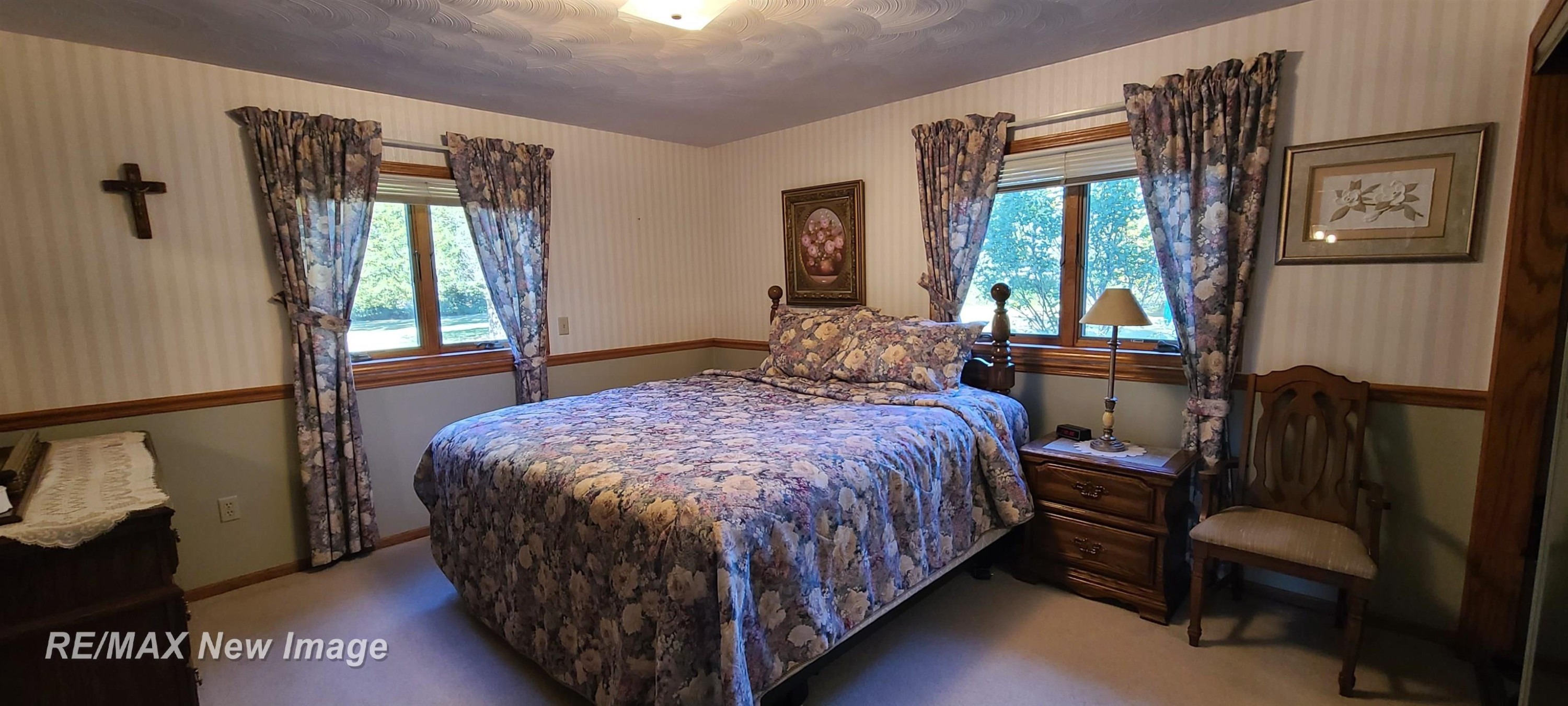 887 4th Street, Chesaning, MI 48616 — Photo 13