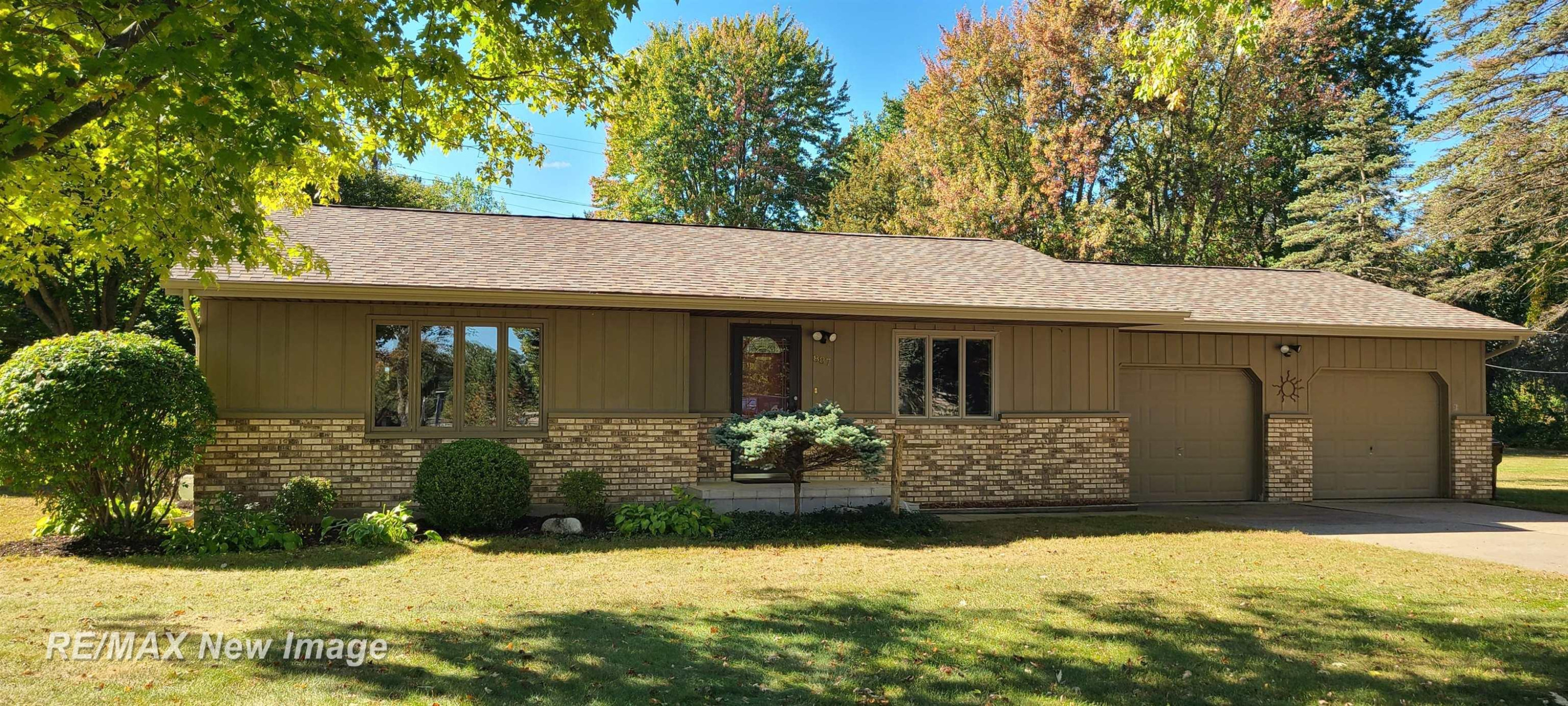 887 4th Street, Chesaning, MI 48616 — Photo 2