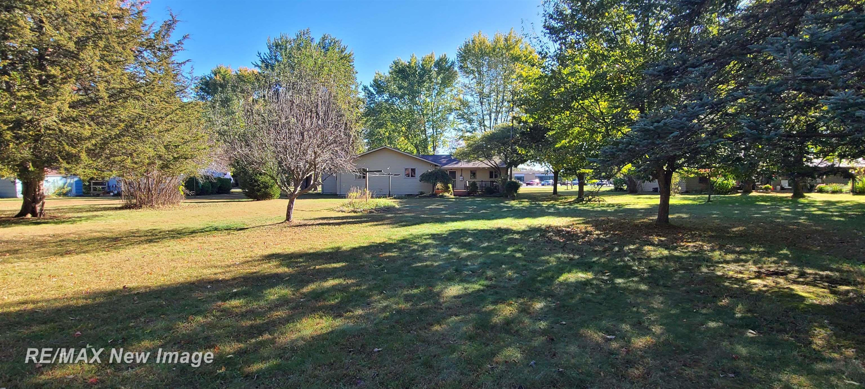 887 4th Street, Chesaning, MI 48616 — Photo 25