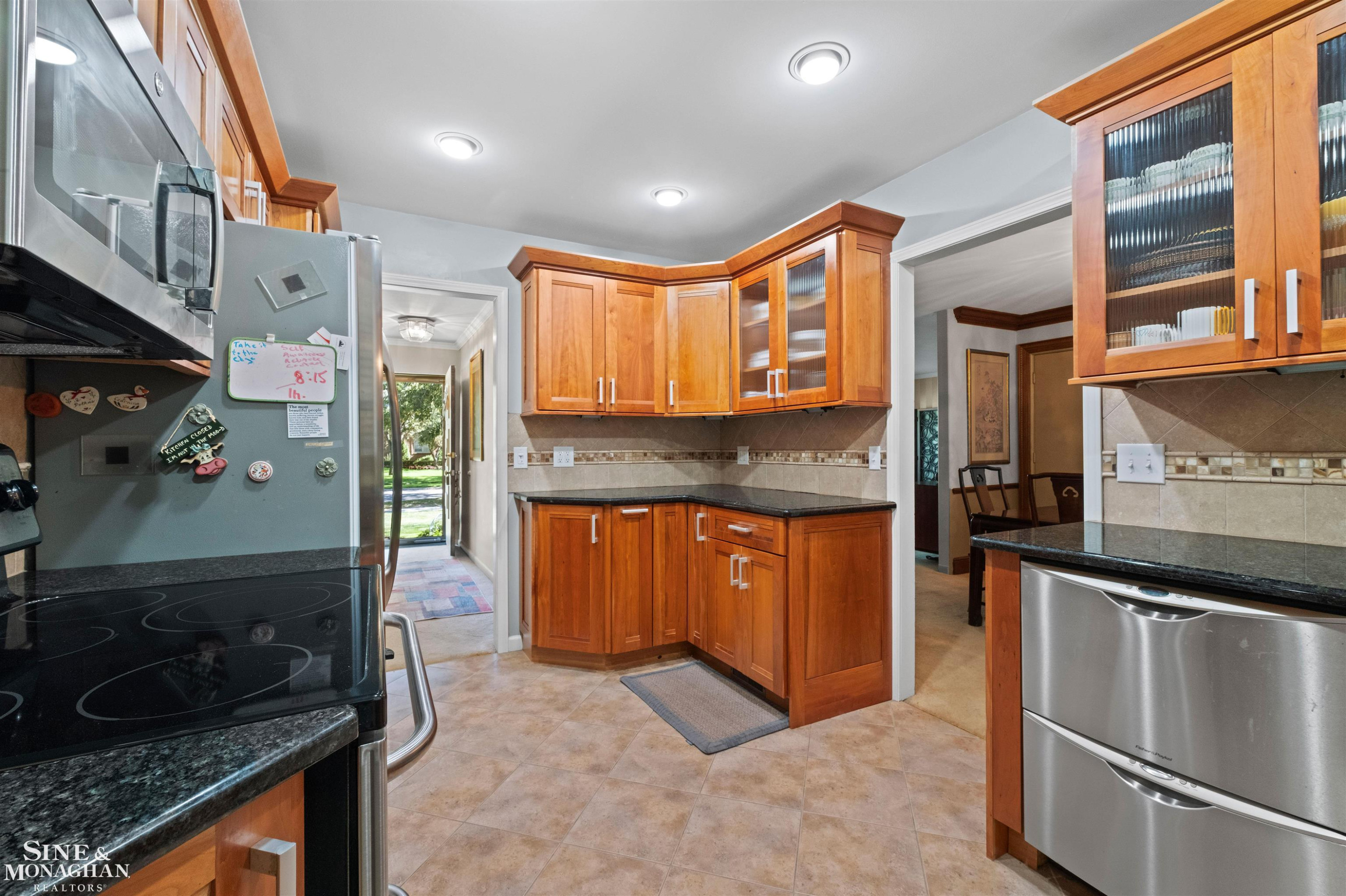 709 Lakepointe Street, Grosse Pointe Park, MI 48230 — Photo 20