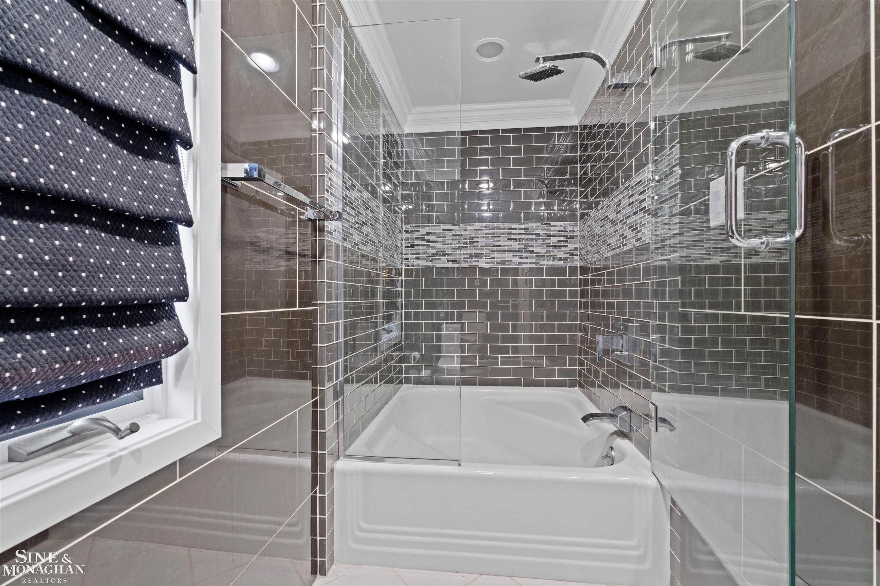 709 Lakepointe Street, Grosse Pointe Park, MI 48230 — Photo 27