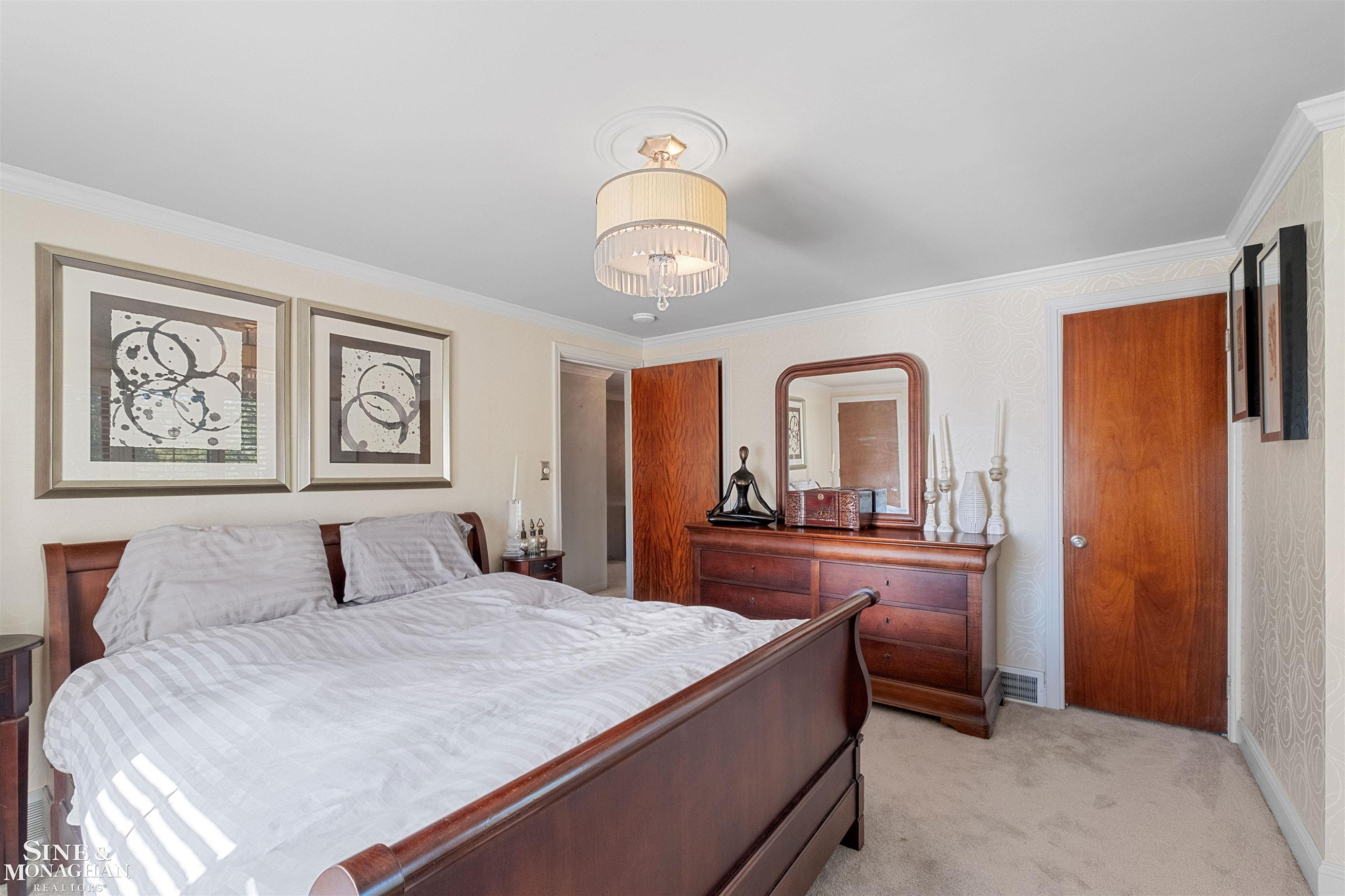 709 Lakepointe Street, Grosse Pointe Park, MI 48230 — Photo 32