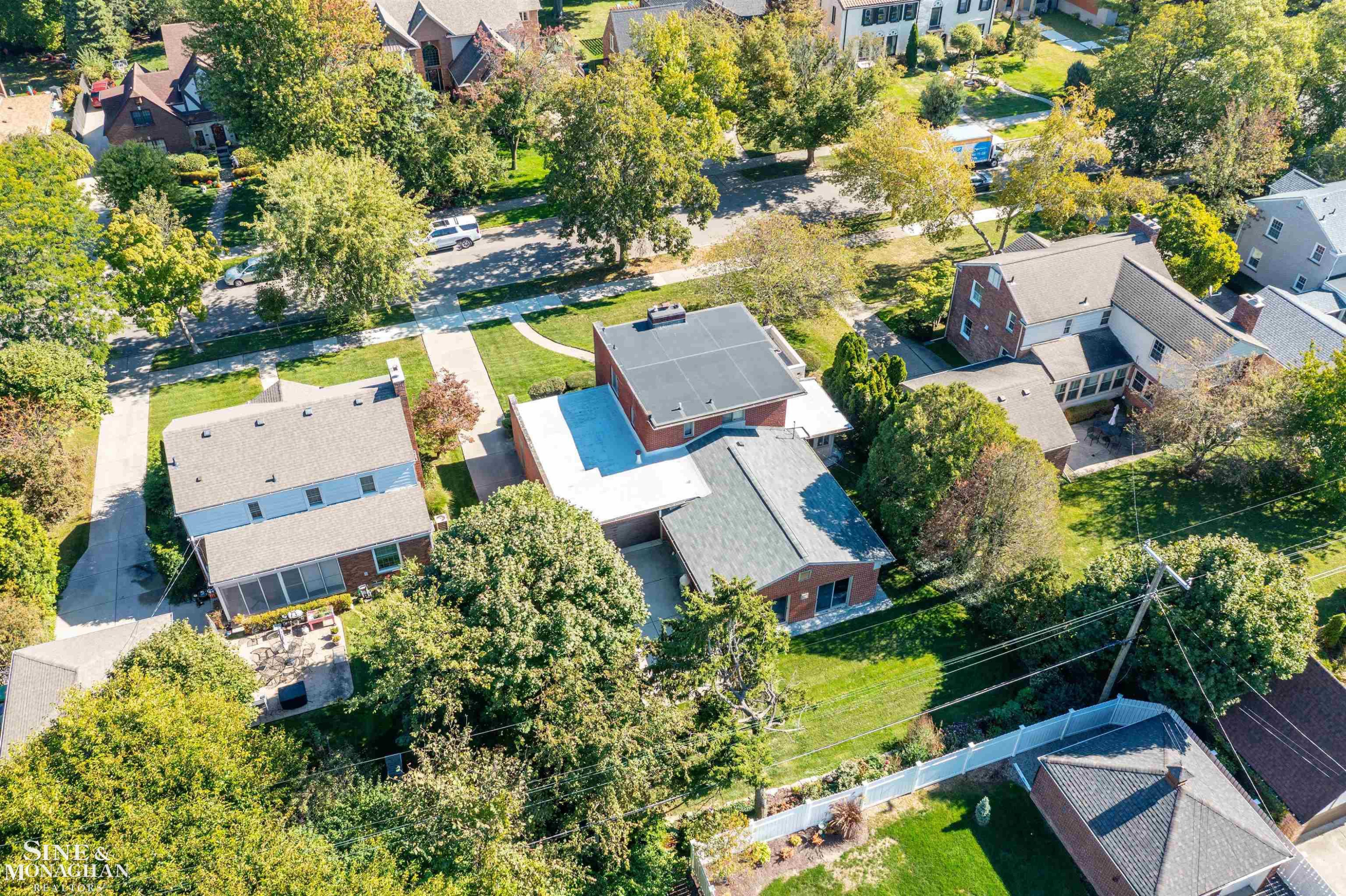 709 Lakepointe Street, Grosse Pointe Park, MI 48230 — Photo 55