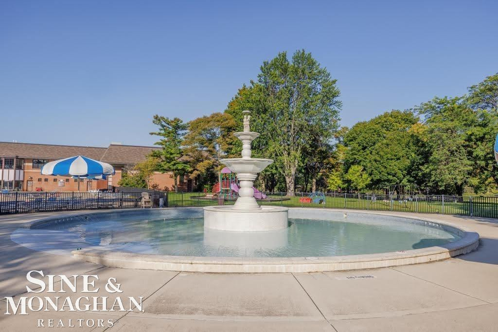 709 Lakepointe Street, Grosse Pointe Park, MI 48230 — Photo 77