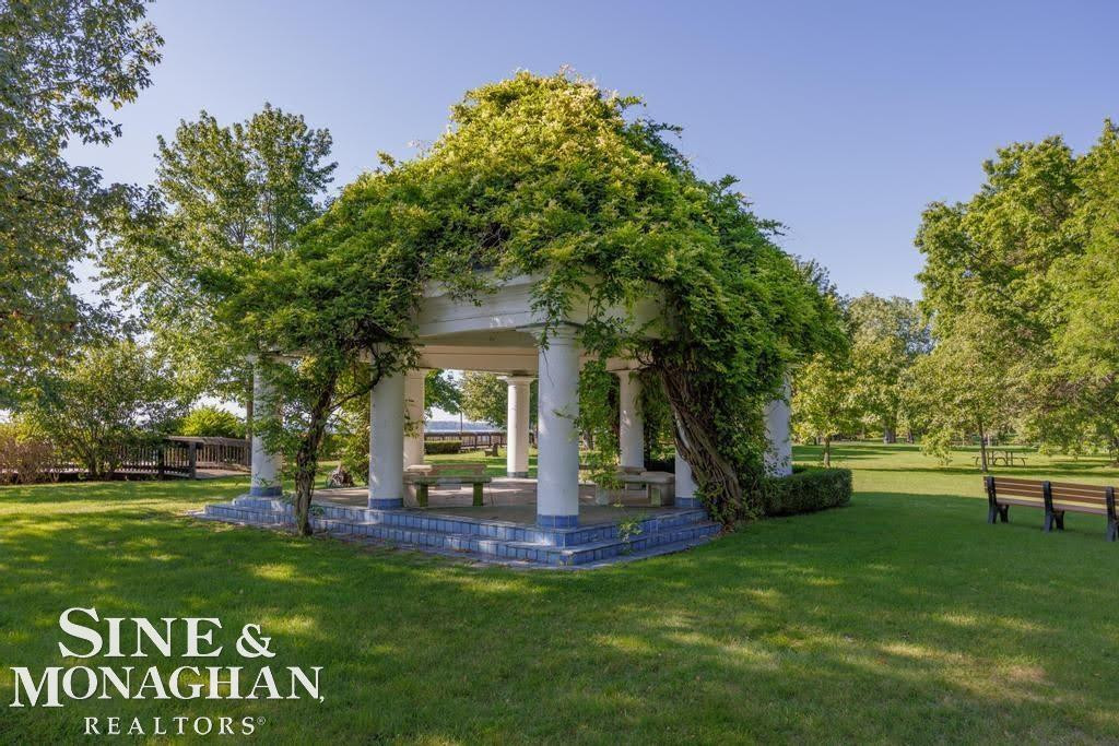 709 Lakepointe Street, Grosse Pointe Park, MI 48230 — Photo 94