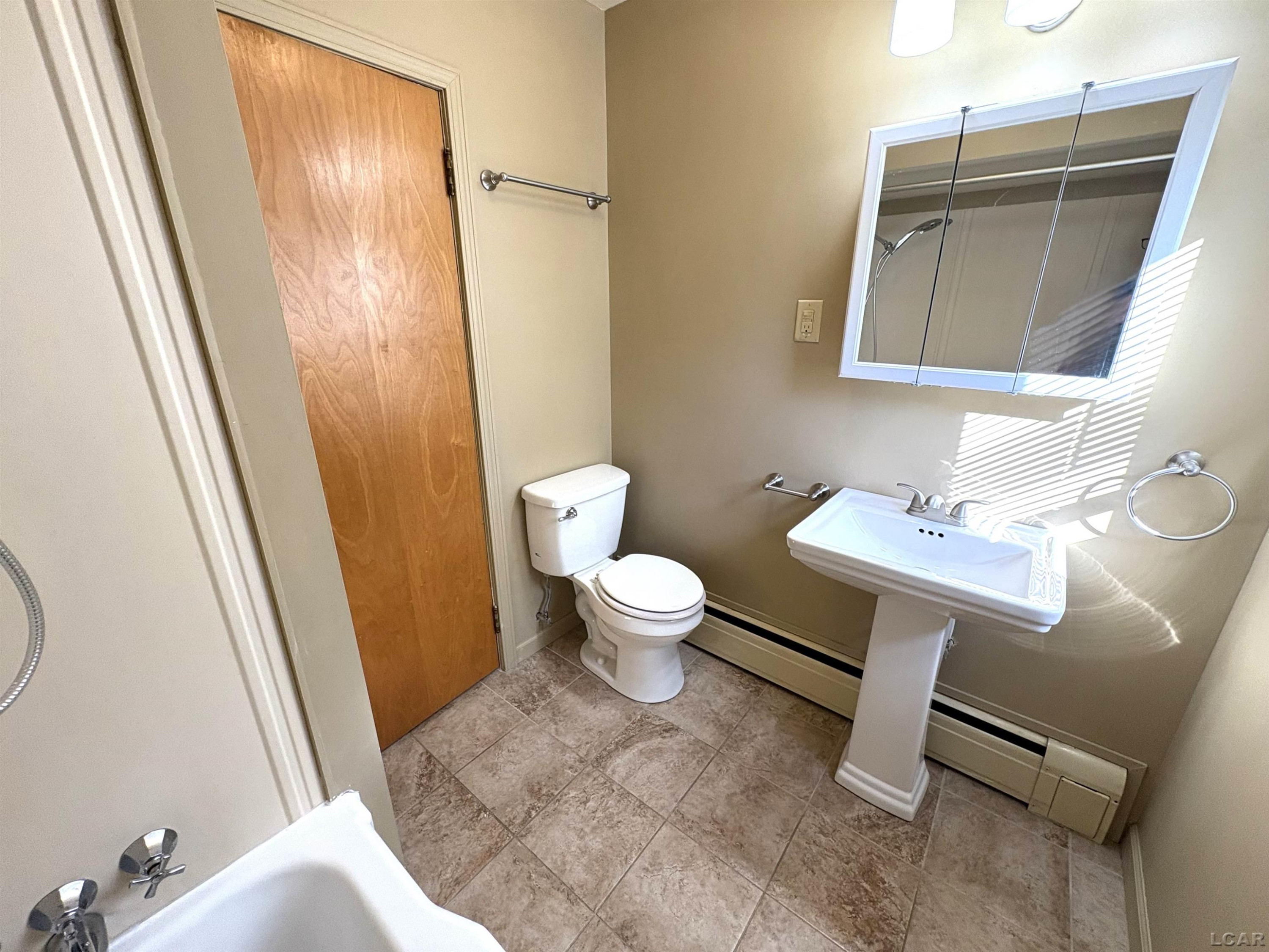 415 Grove Street, Hudson, MI 49247 — Photo 29
