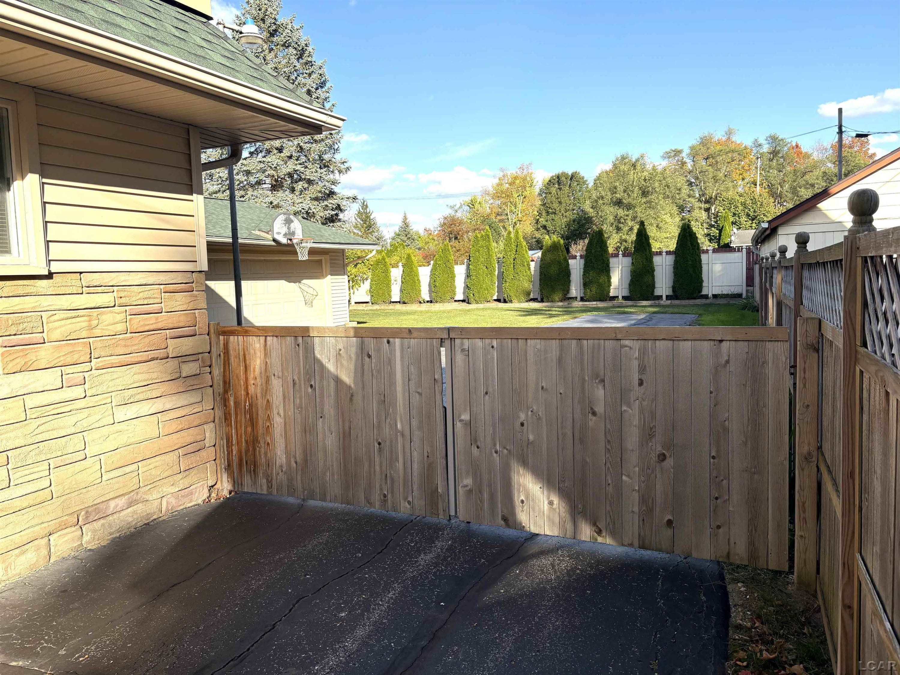 415 Grove Street, Hudson, MI 49247 — Photo 57