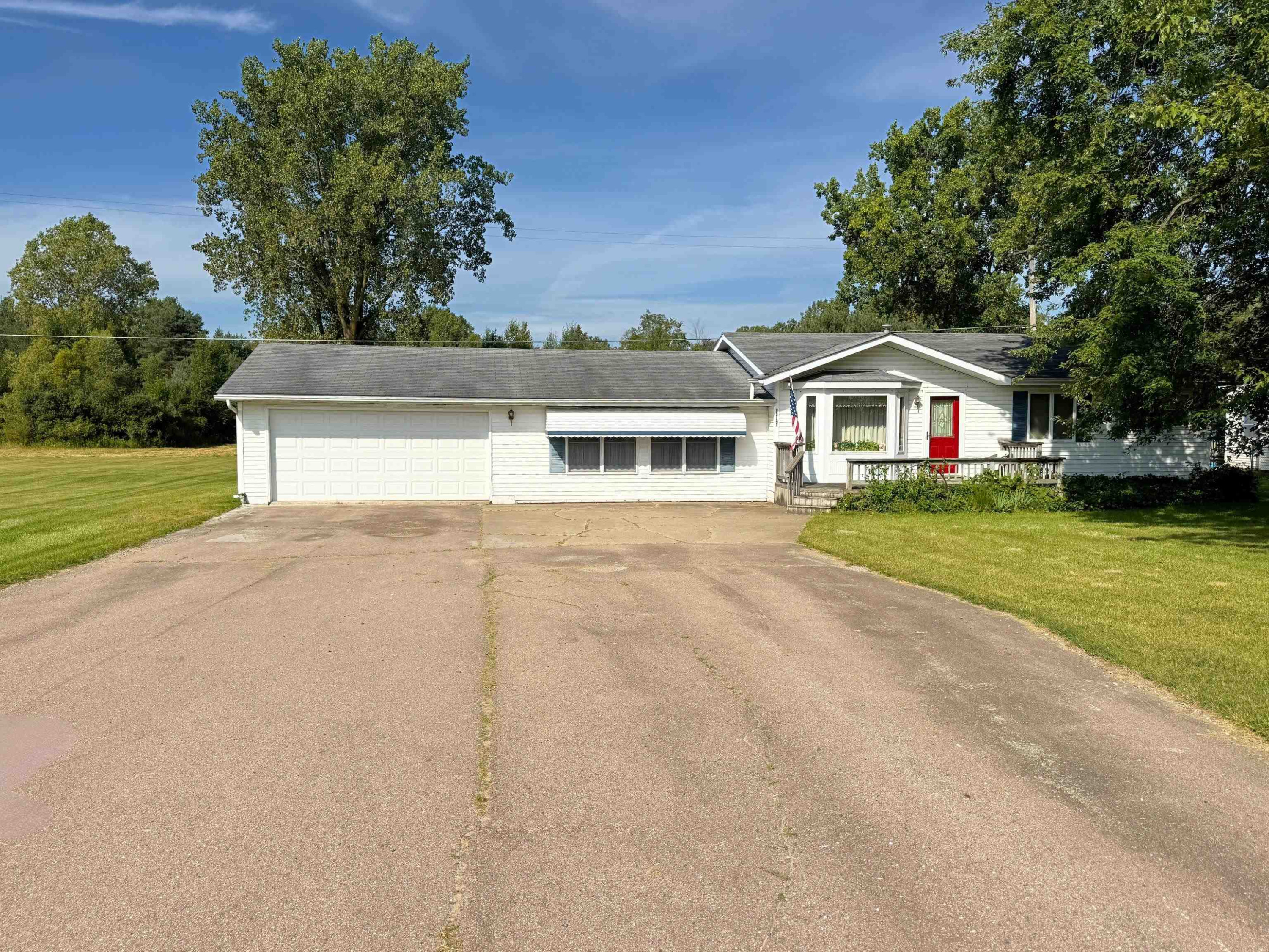 14121 Bray Road, Clio, MI 48420 — front exterior