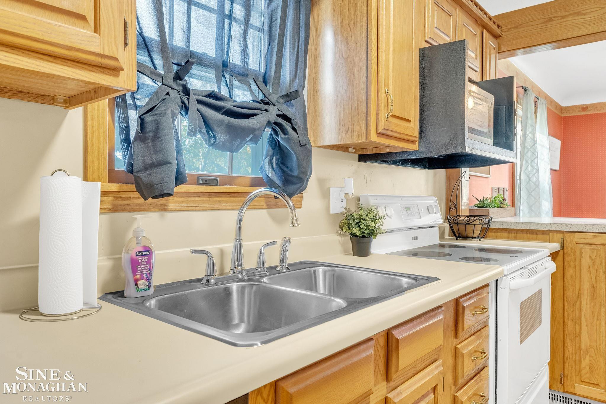 27 S Custer Street, Sandusky, MI 48471 — Photo 16