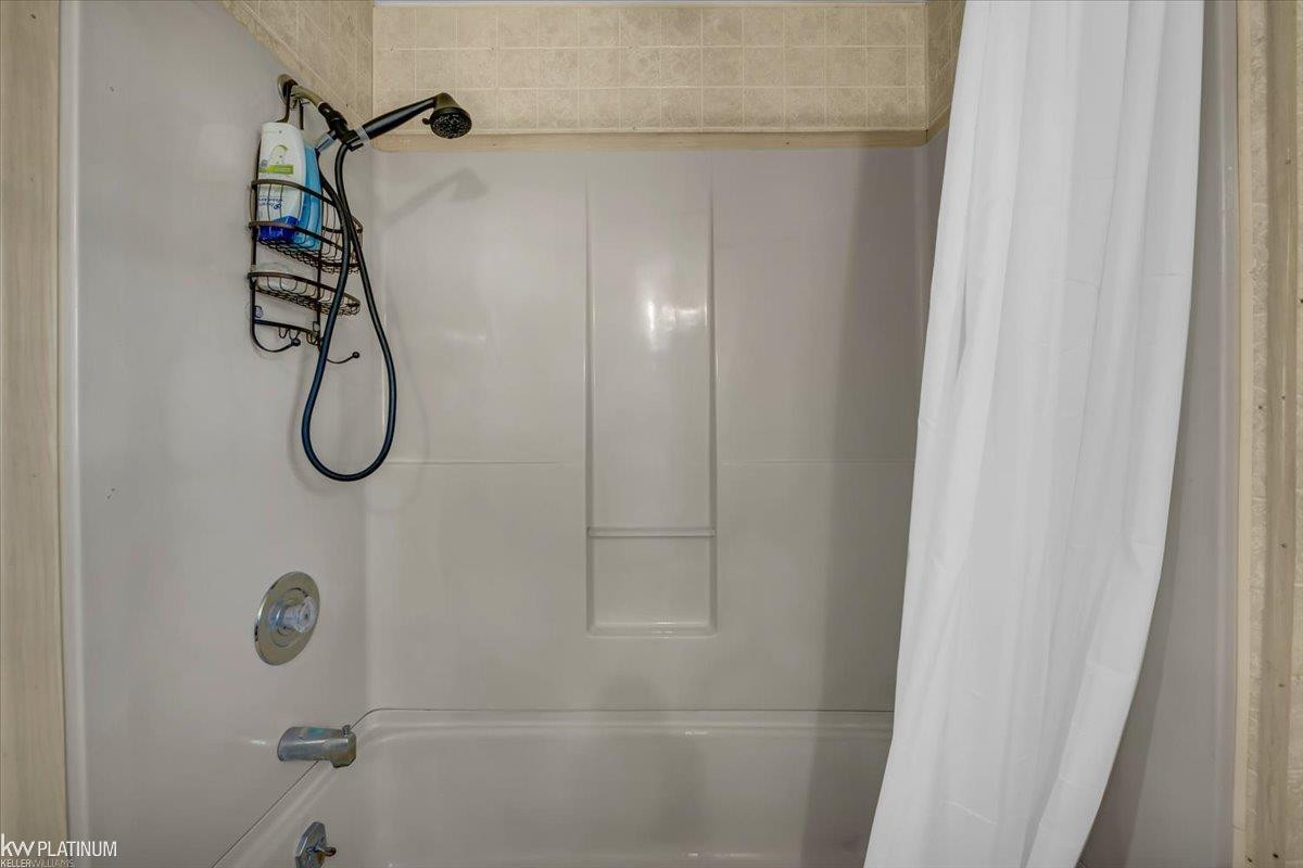 13746 Mesmer Road, Allenton, MI 48002 — Photo 22