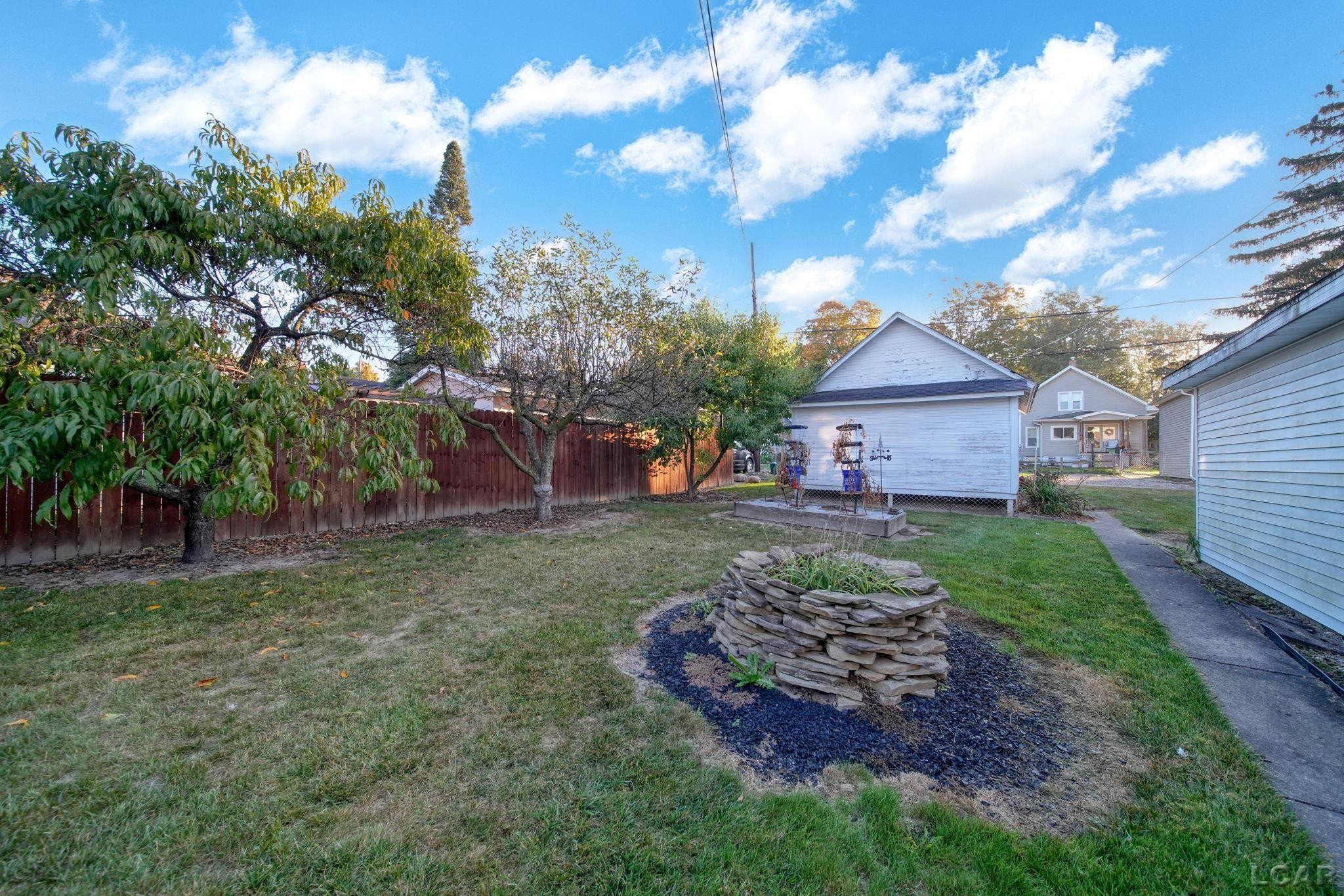 617 Oak Street, Hudson, MI 49247 — Photo 29