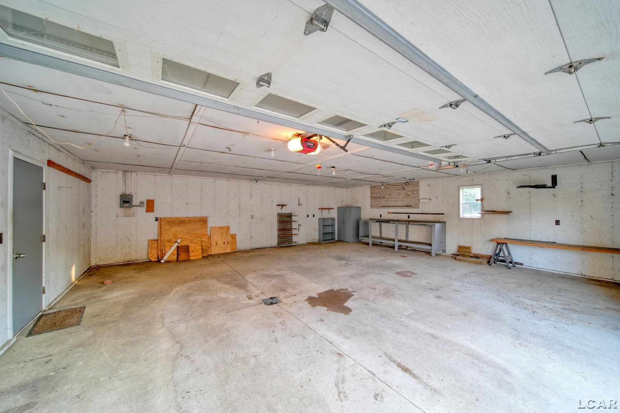 617 Oak Street, Hudson, MI 49247 — Photo 35