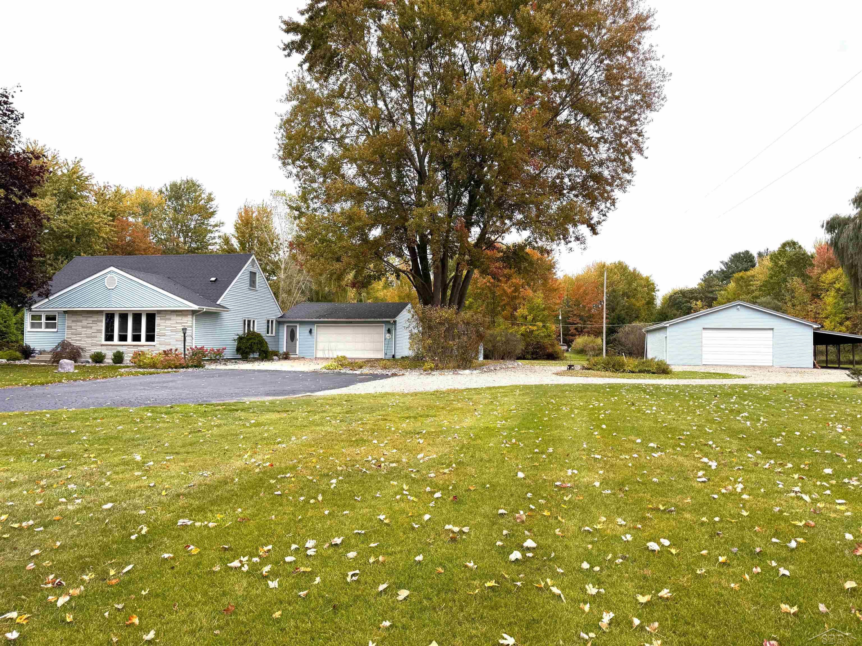 4166 N Fordney Road, Hemlock, MI 48626 — front exterior