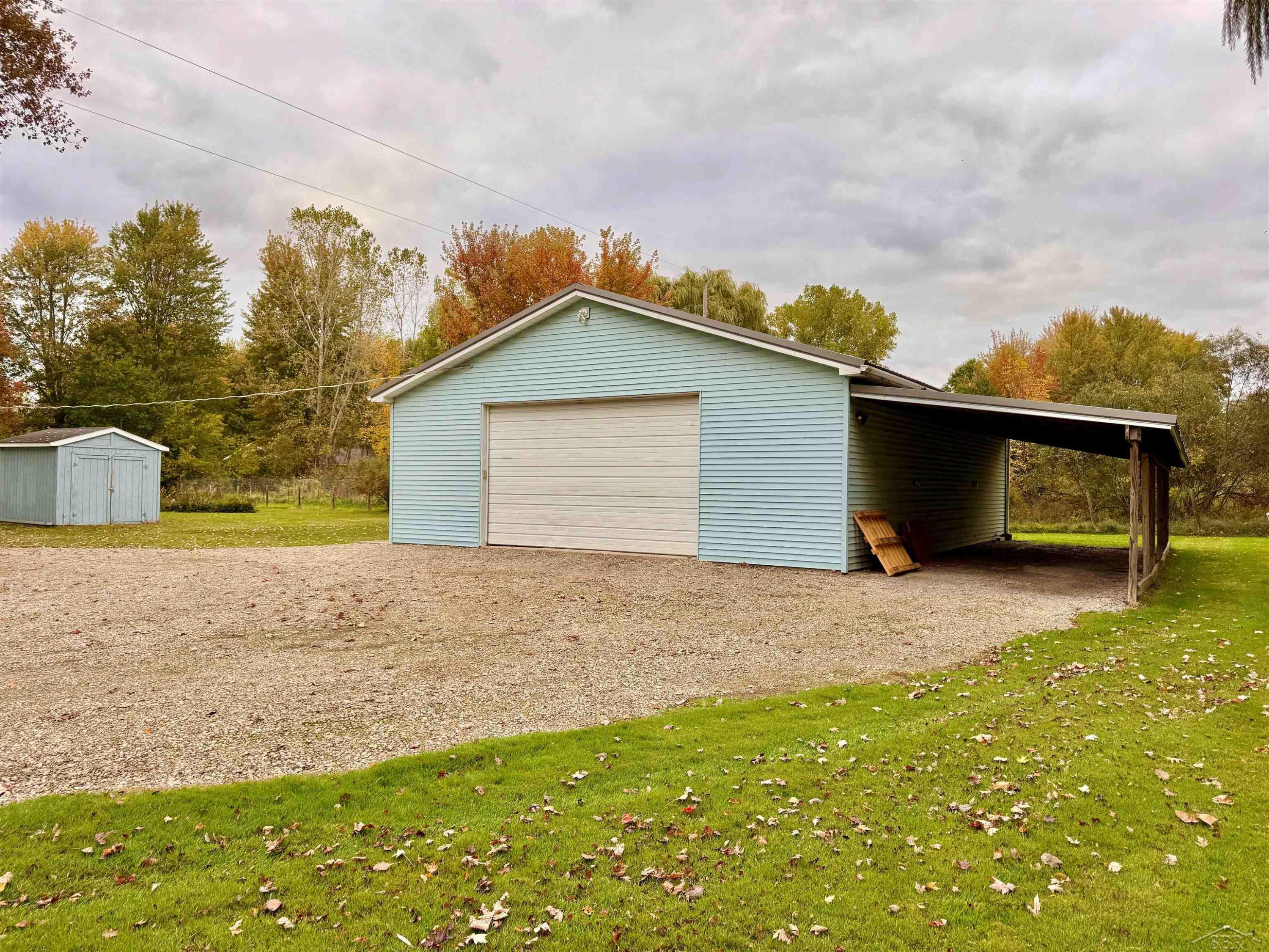 4166 N Fordney Road, Hemlock, MI 48626 — Photo 9