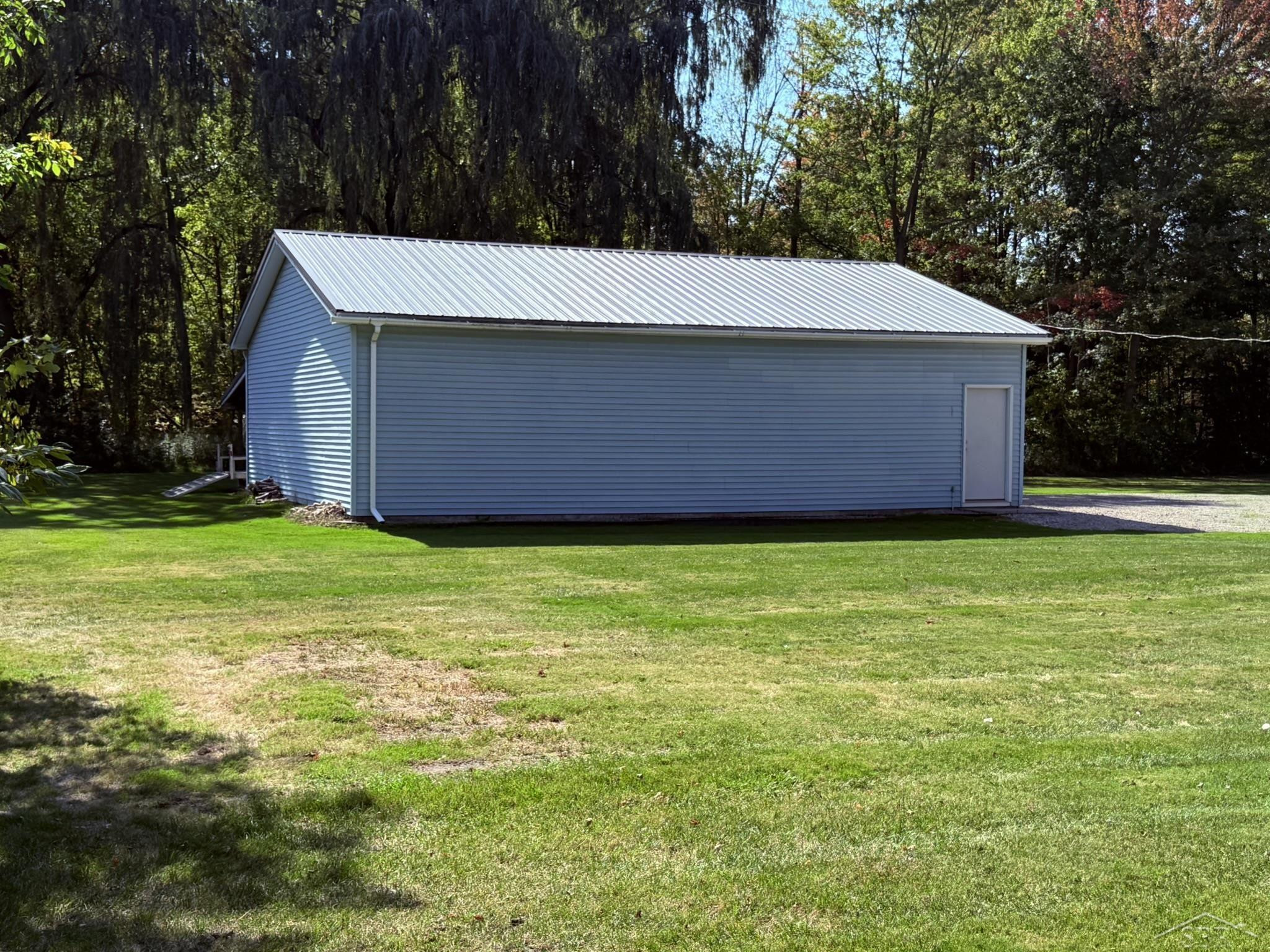 4166 N Fordney Road, Hemlock, MI 48626 — Photo 10