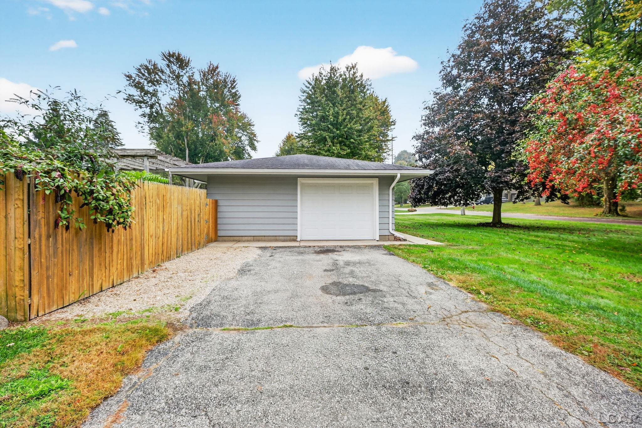 612 High Street, Blissfield, MI 49228 — Photo 25
