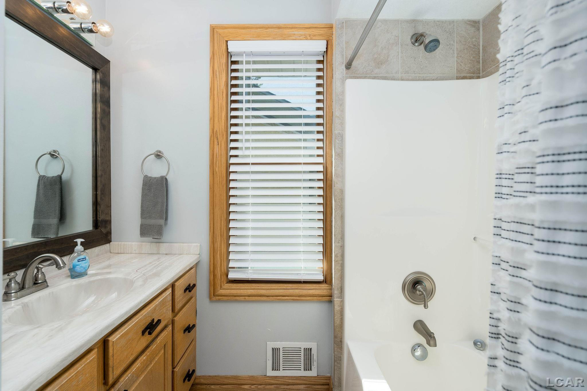 504 Cedar Street, Brooklyn, MI 49230 — Photo 30