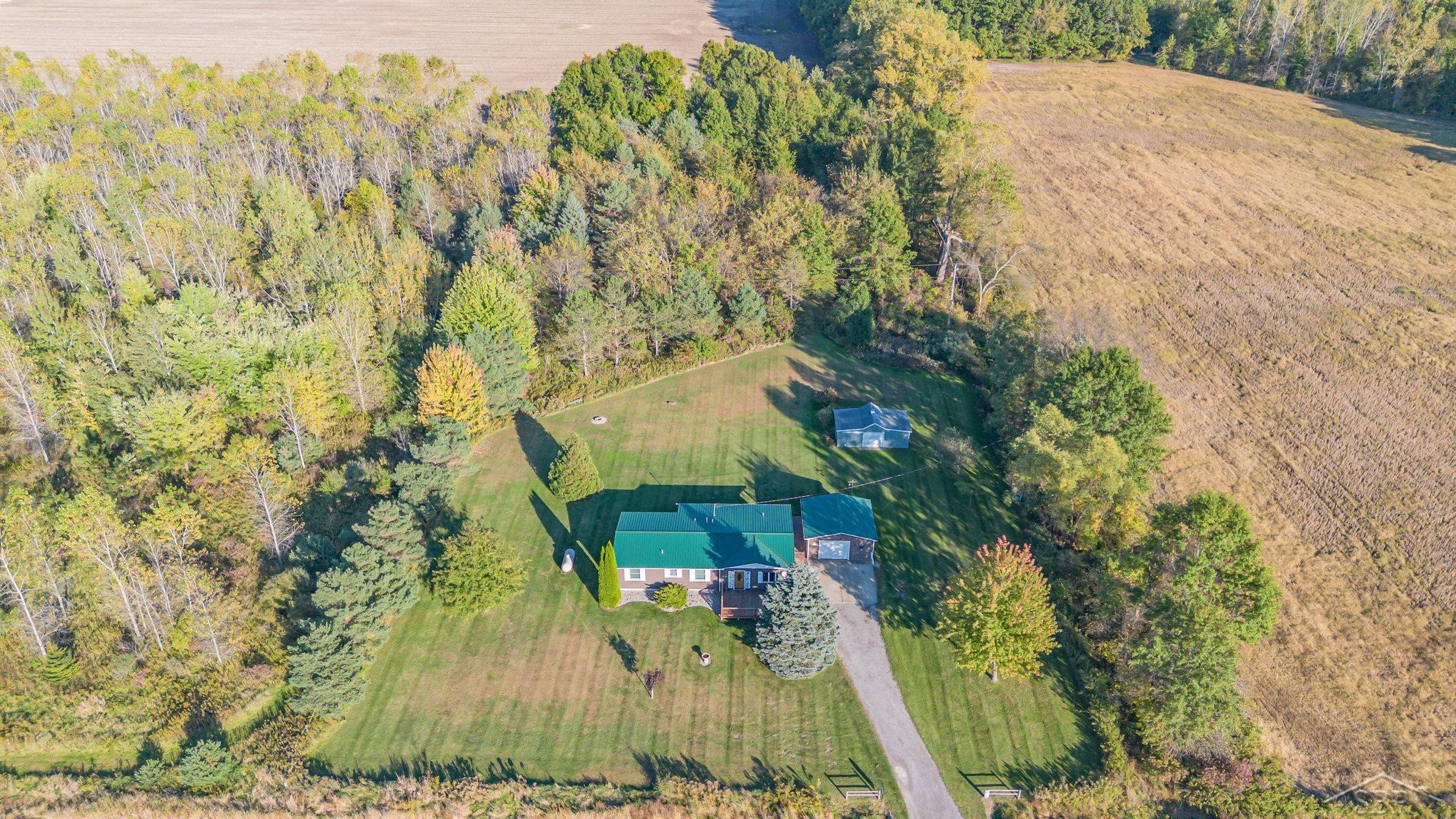 13245 Gasper Road, Chesaning, MI 48616 — front exterior