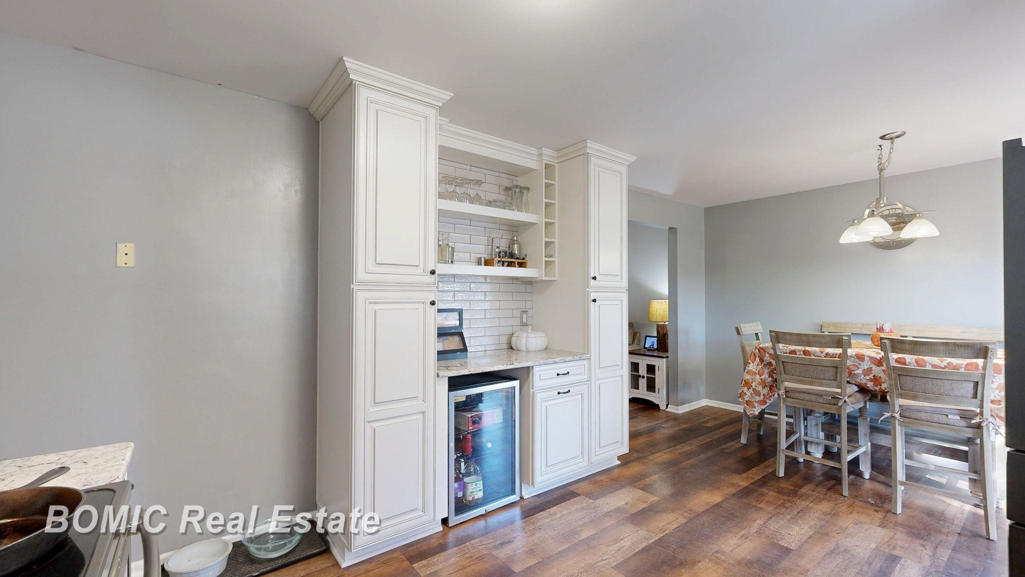 1023 King James Court, Vassar, MI 48768 — Photo 2