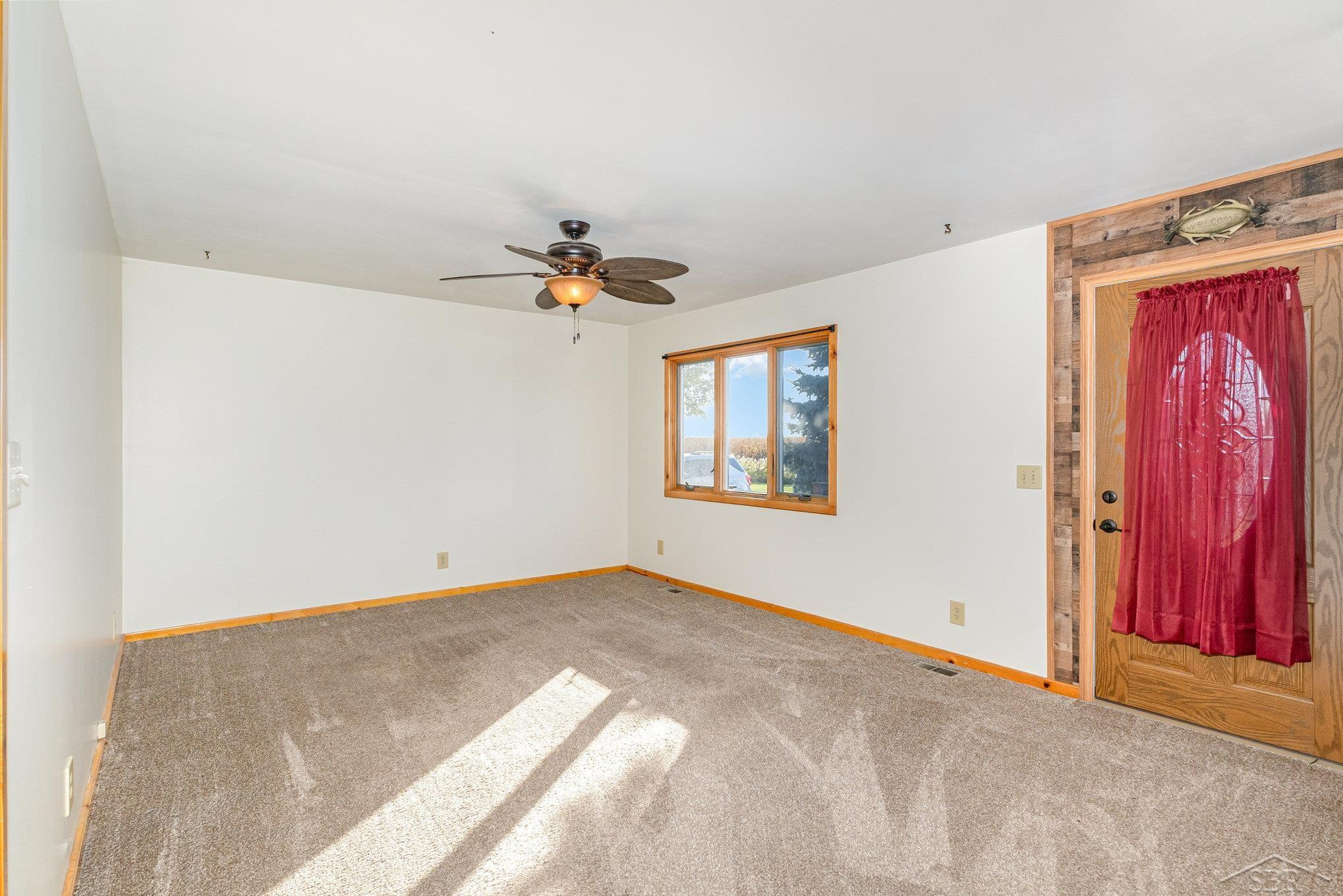 13245 Gasper Road, Chesaning, MI 48616 — Photo 8