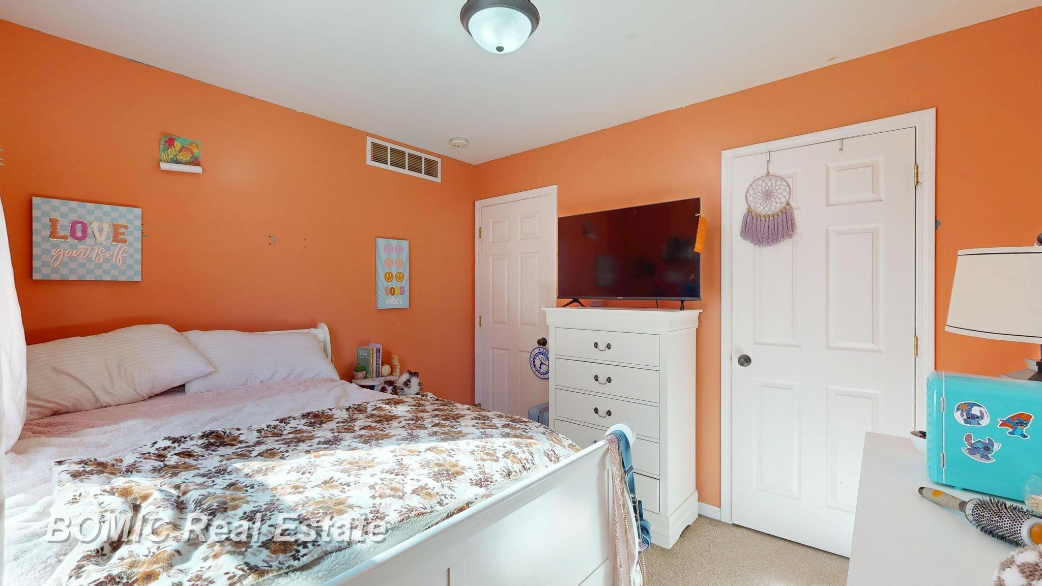 1023 King James Court, Vassar, MI 48768 — Photo 13