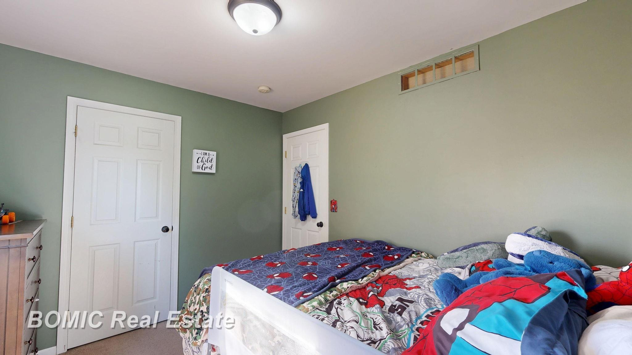 1023 King James Court, Vassar, MI 48768 — Photo 15