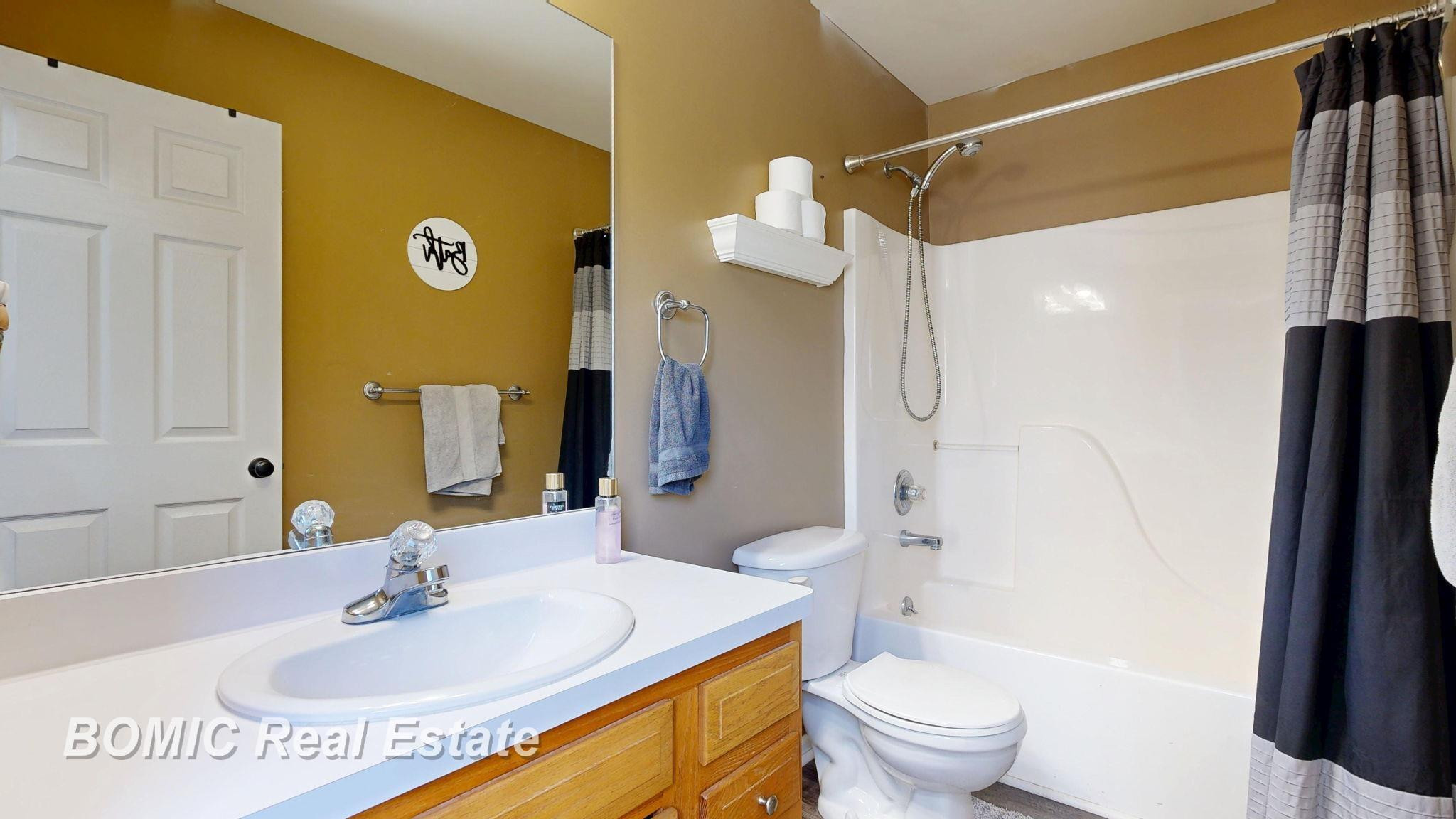 1023 King James Court, Vassar, MI 48768 — Photo 19
