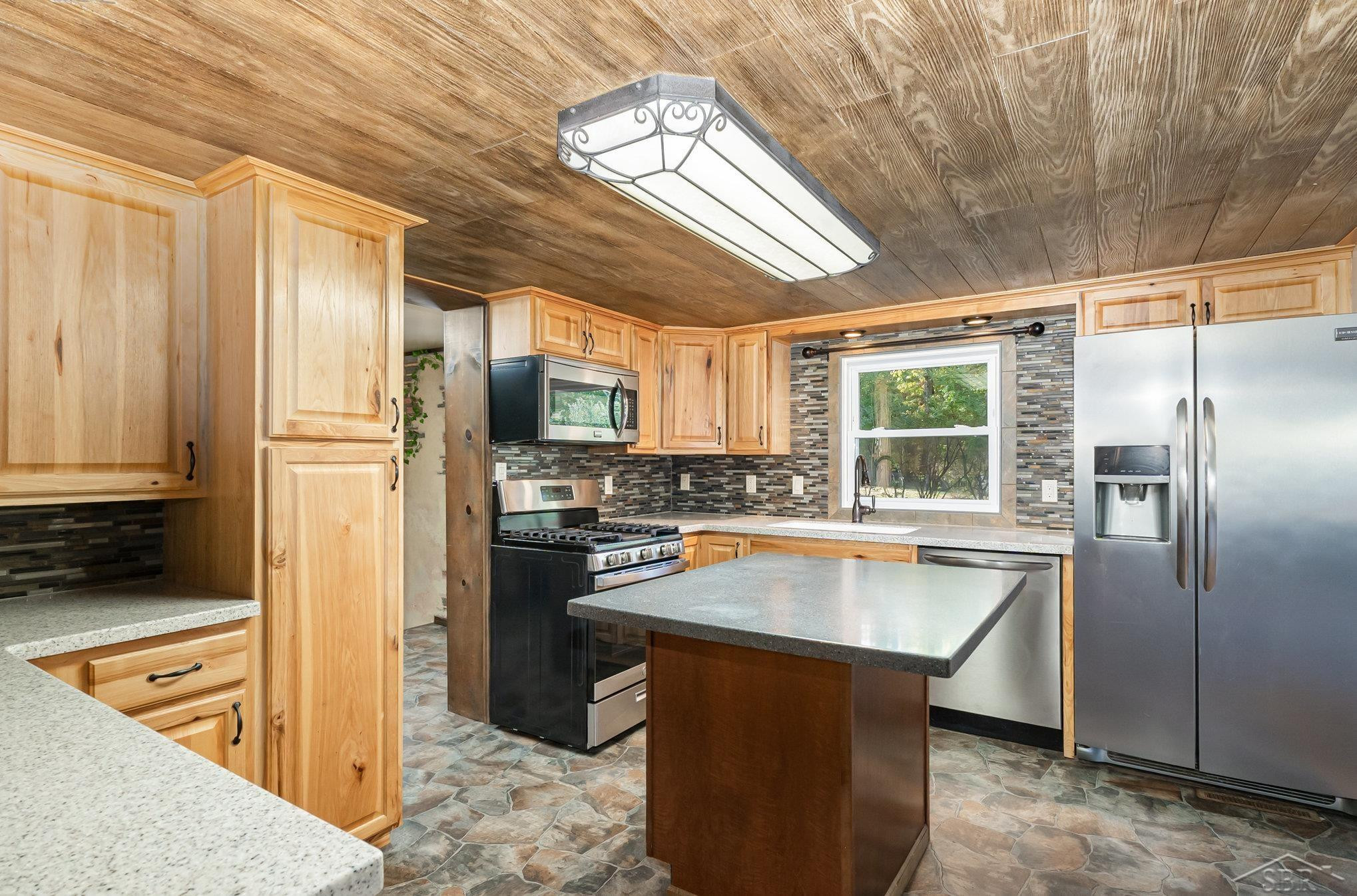 10001 Carr Road, Saint Charles, MI 48655 — Photo 7