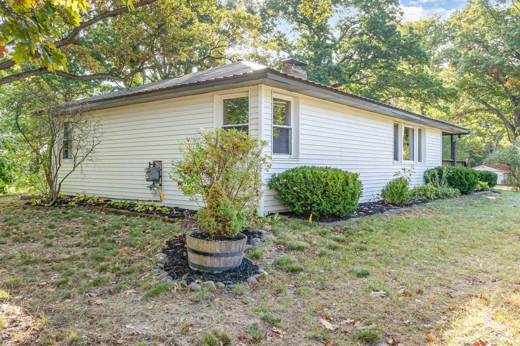10001 Carr Road, Saint Charles, MI 48655 — Photo 23