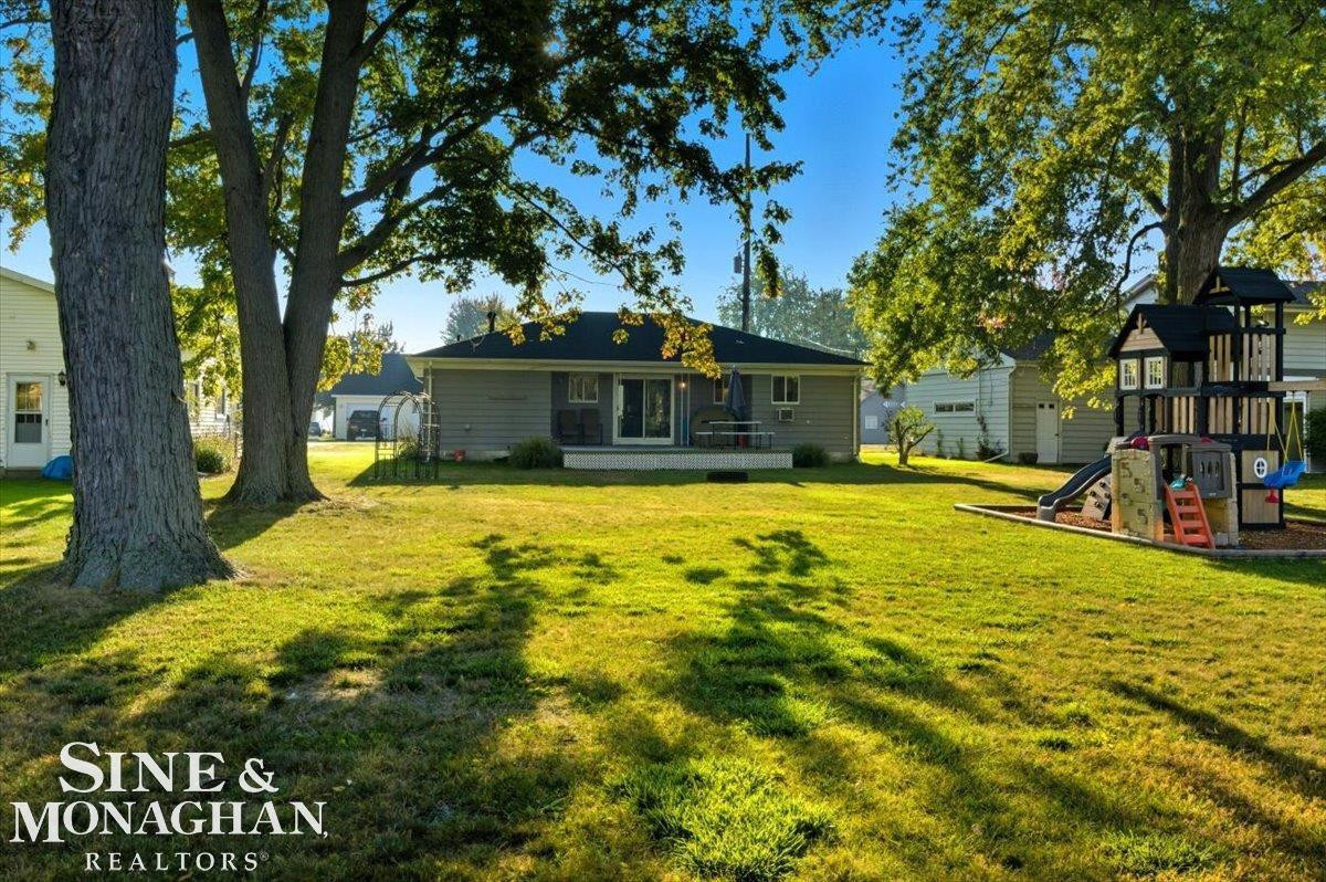 5592 Pointe Drive, MI — Photo 22