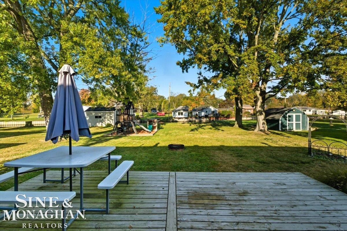 5592 Pointe Drive, MI — Photo 23