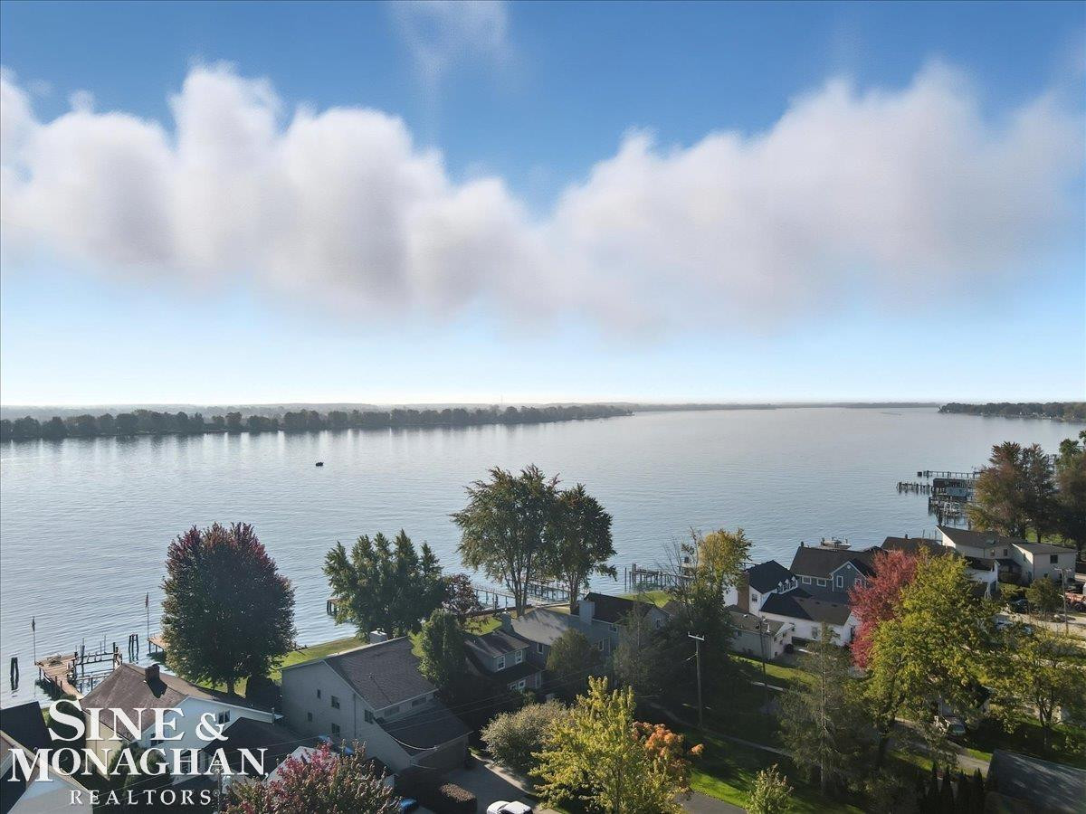 5592 Pointe Drive, MI — Photo 39