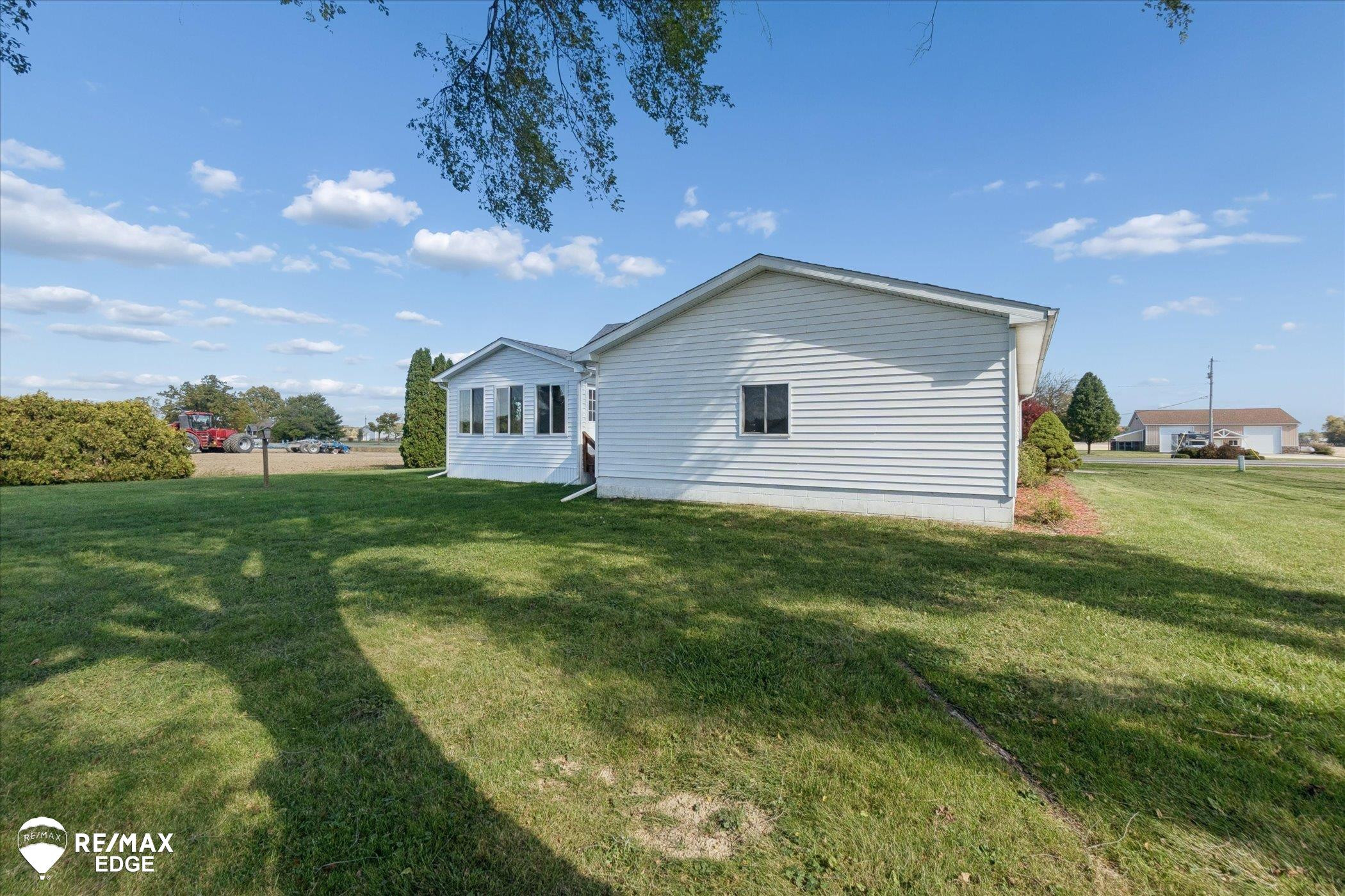 9197 Sheridan Road, New Lothrop, MI 48460 — Photo 30