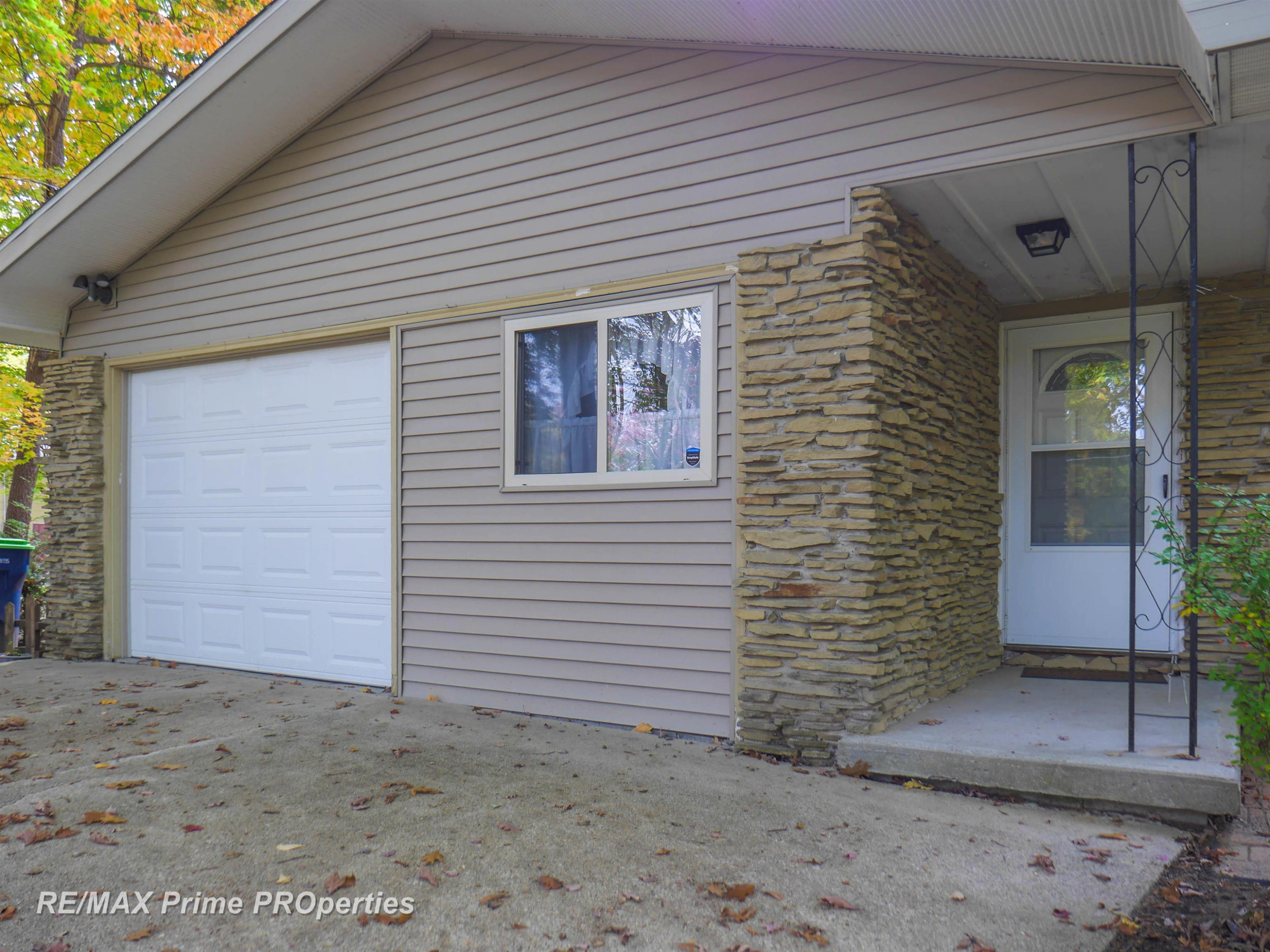 1944 E Moore Road, Saginaw, MI 48601 — Photo 5