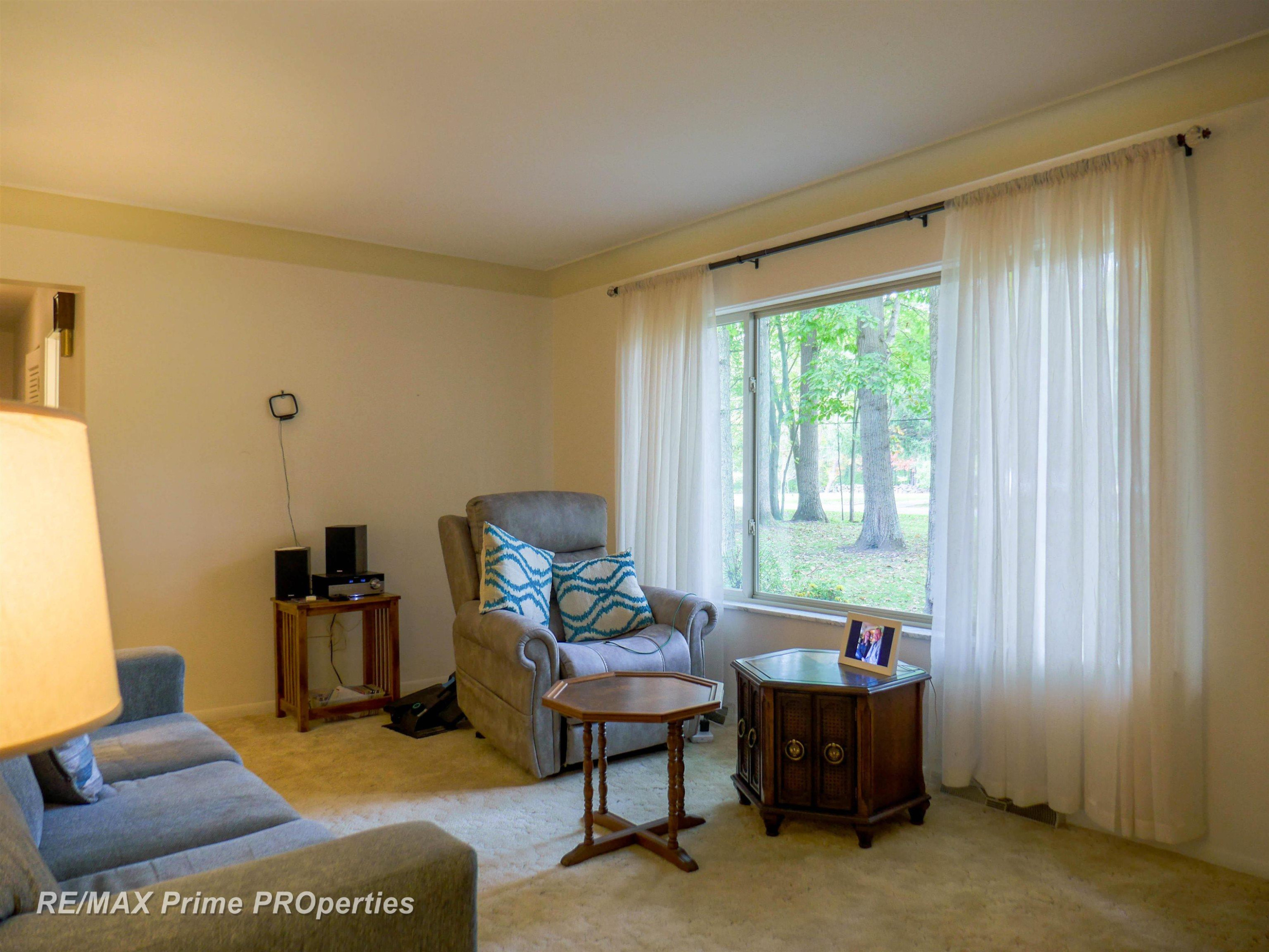 1944 E Moore Road, Saginaw, MI 48601 — Photo 6