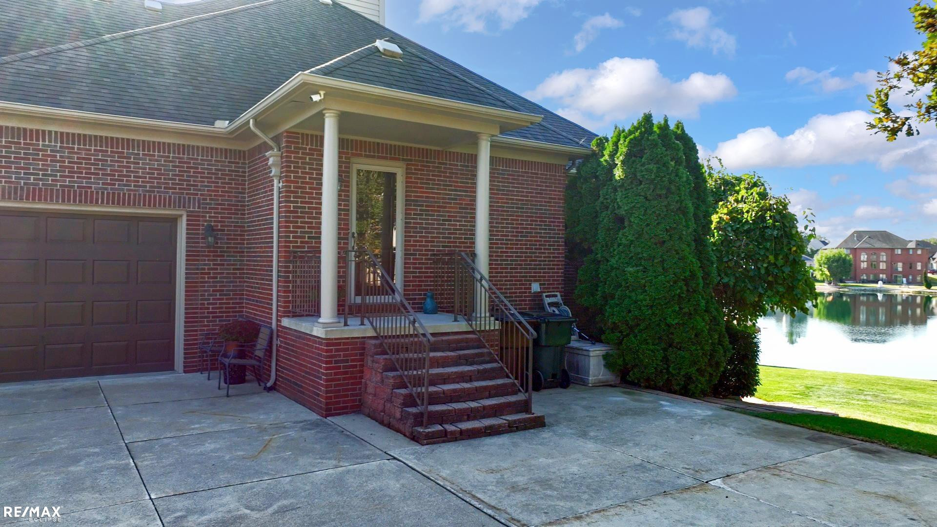 49677 Lakebridge Drive, Shelby, MI 48315 — Photo 81