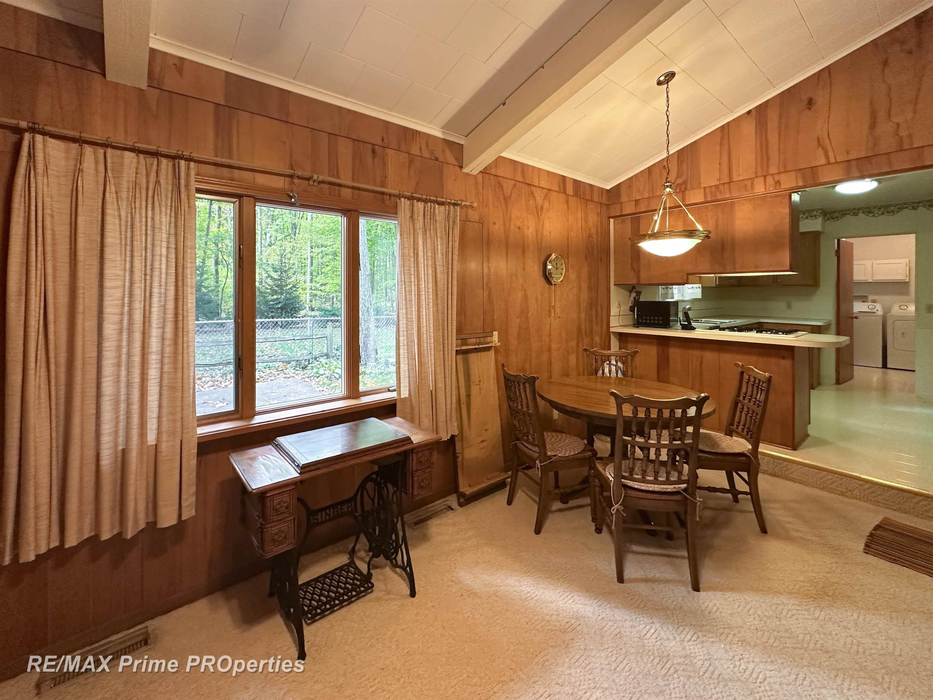 1944 E Moore Road, Saginaw, MI 48601 — Photo 14