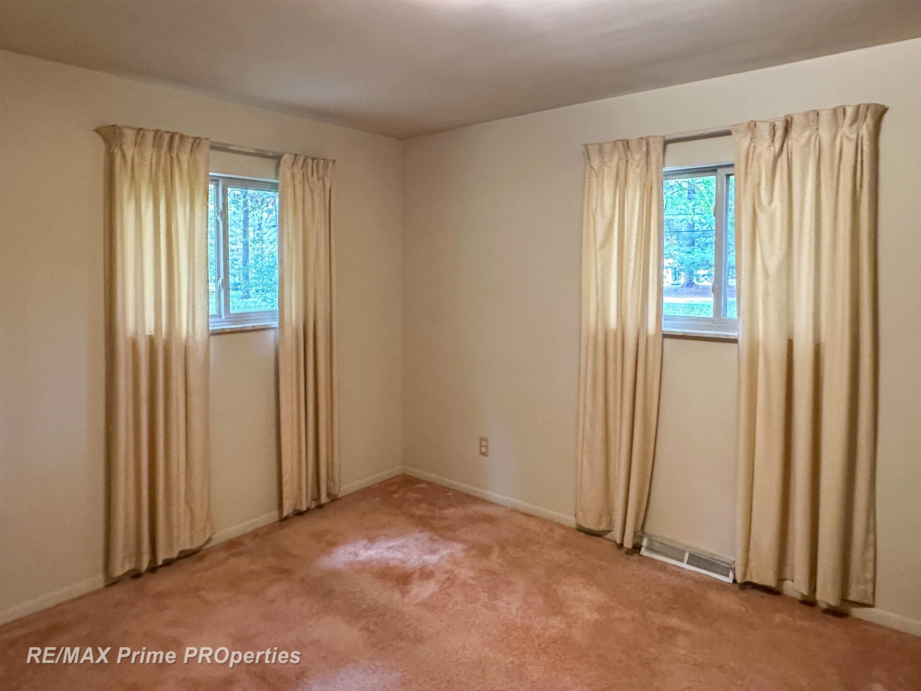 1944 E Moore Road, Saginaw, MI 48601 — Photo 20