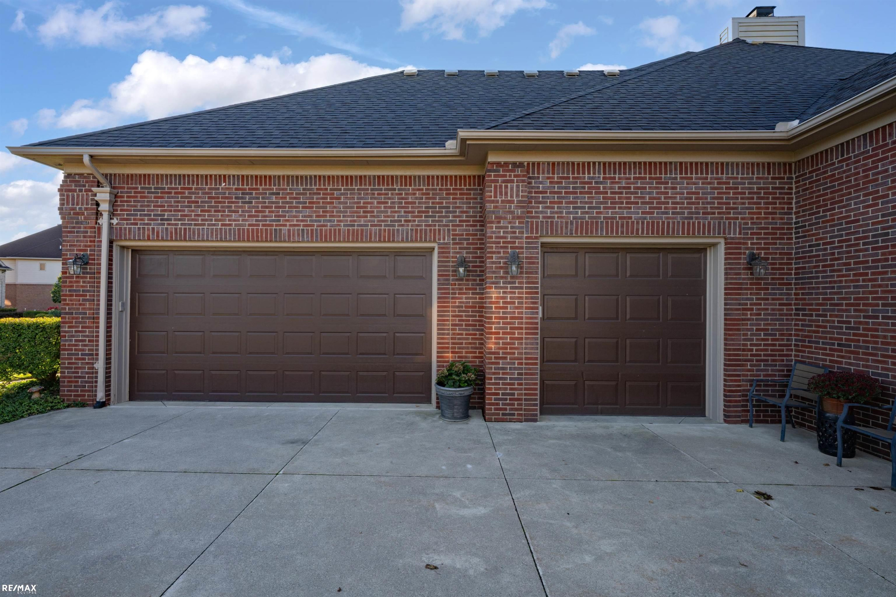 49677 Lakebridge Drive, Shelby, MI 48315 — Photo 7