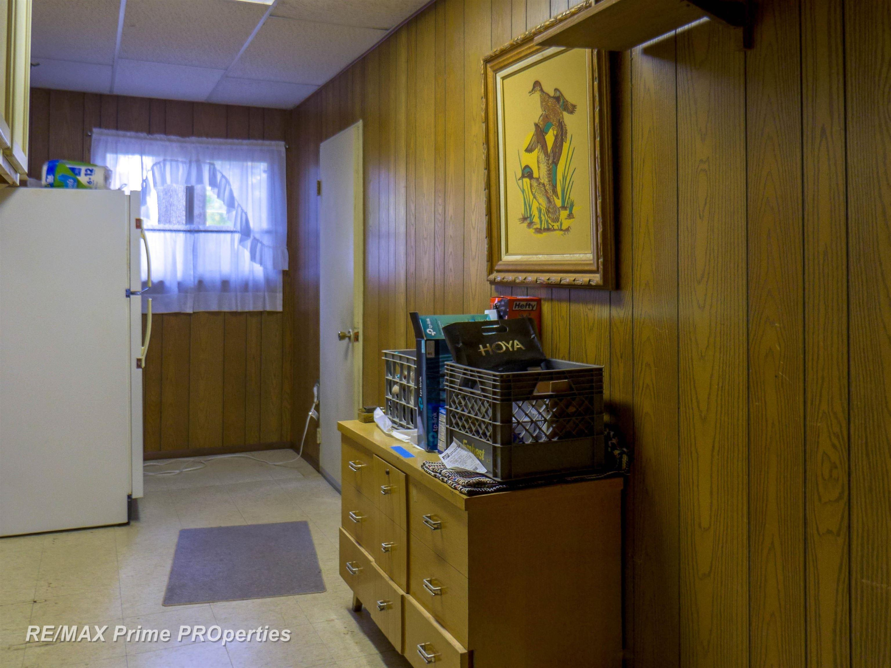1944 E Moore Road, Saginaw, MI 48601 — Photo 29