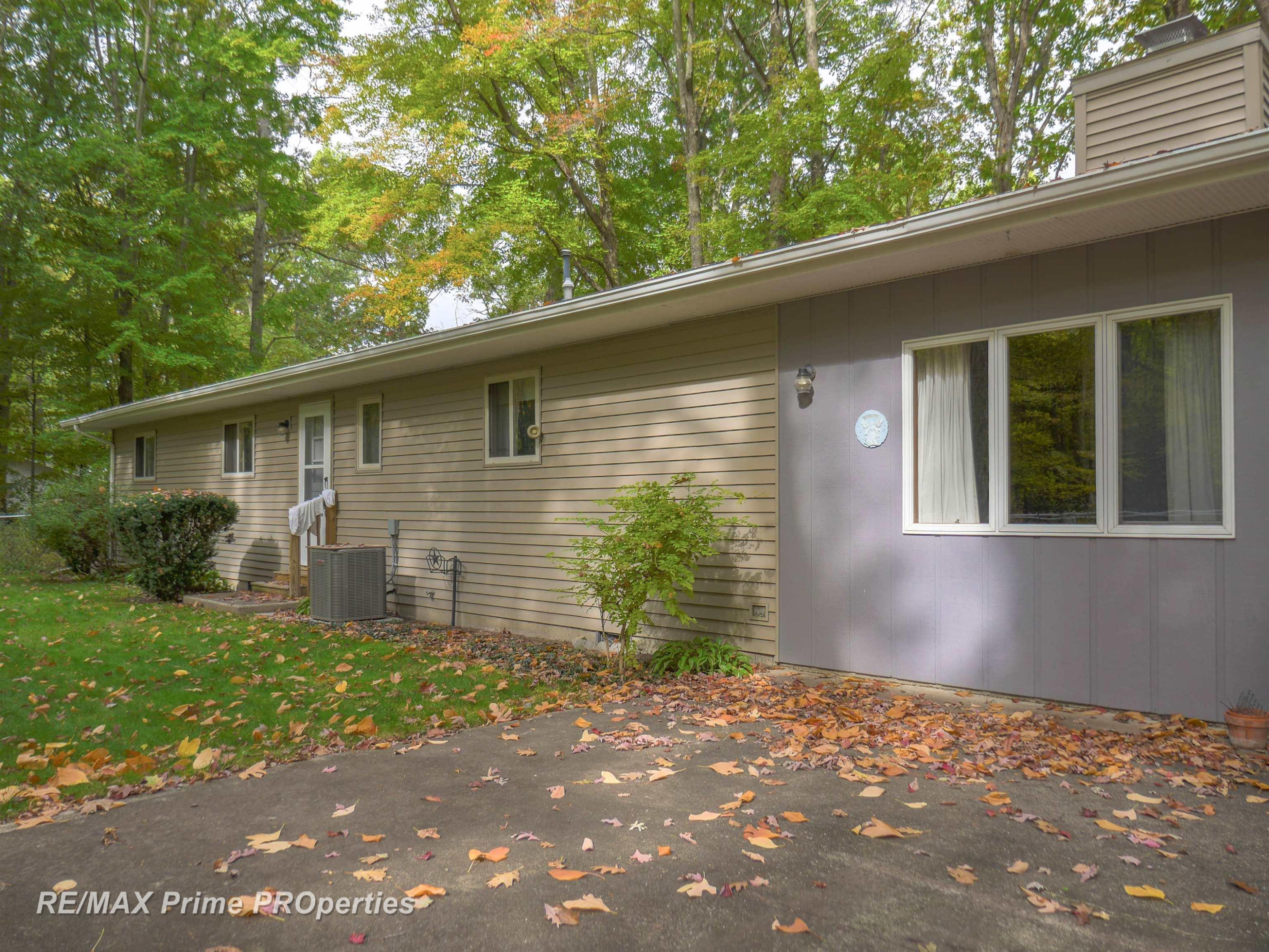 1944 E Moore Road, Saginaw, MI 48601 — Photo 35