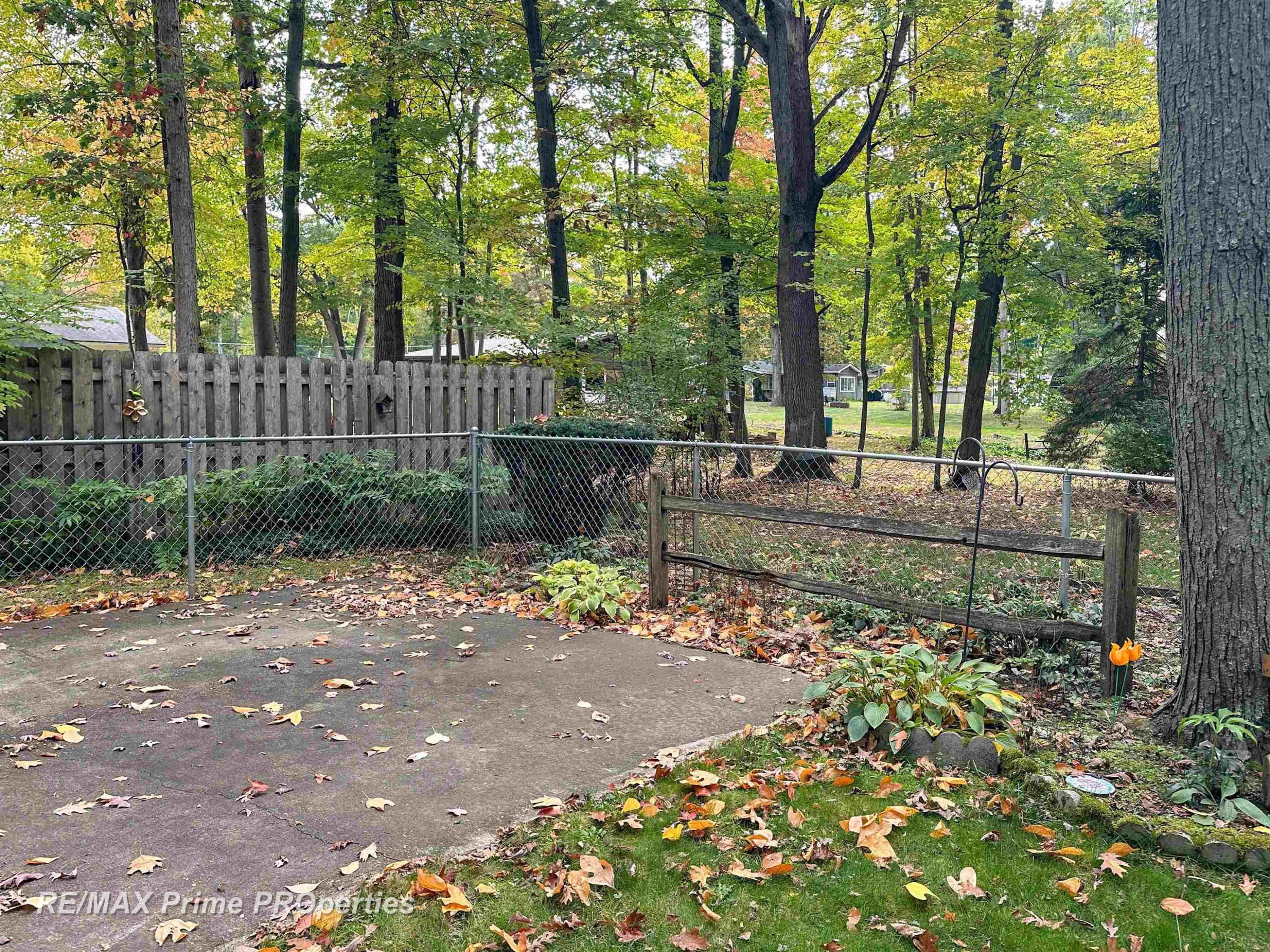1944 E Moore Road, Saginaw, MI 48601 — Photo 36