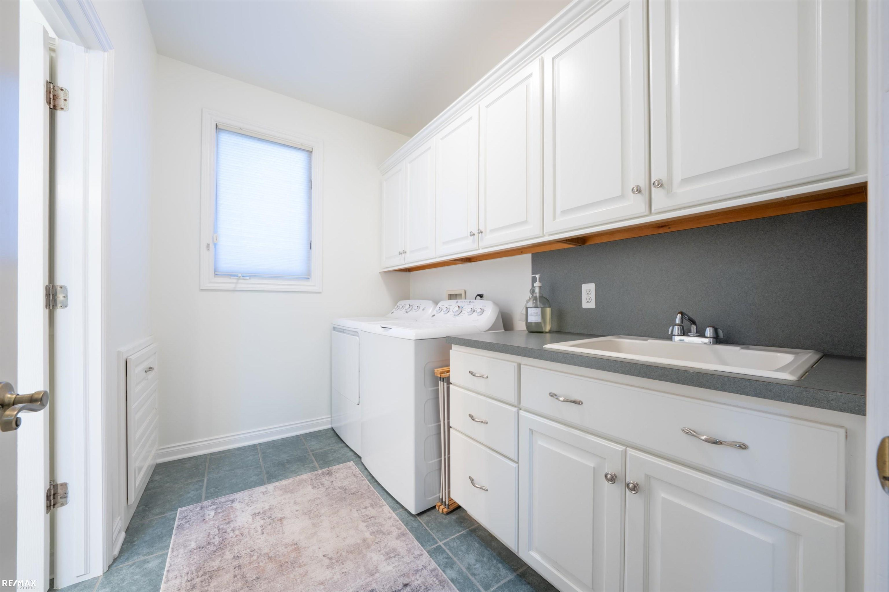 49677 Lakebridge Drive, Shelby, MI 48315 — Photo 45
