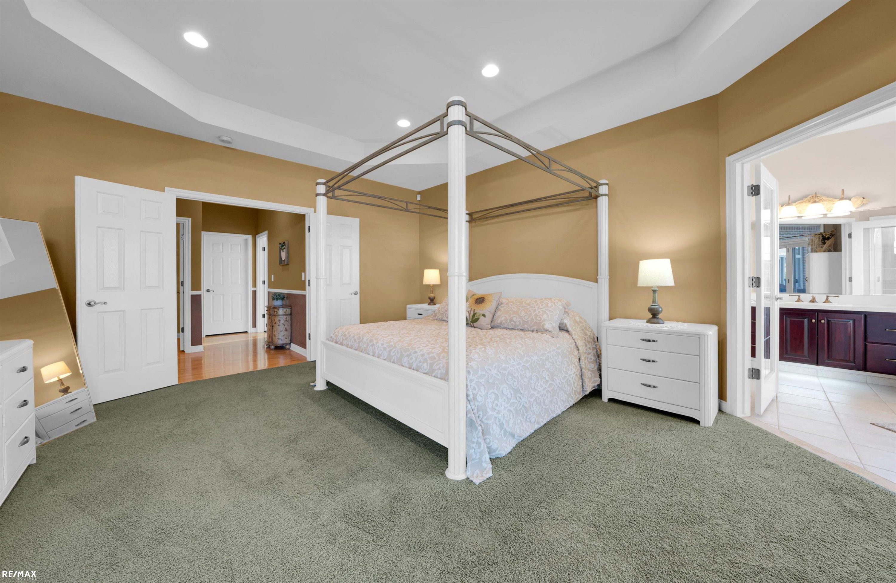 49677 Lakebridge Drive, Shelby, MI 48315 — Photo 51