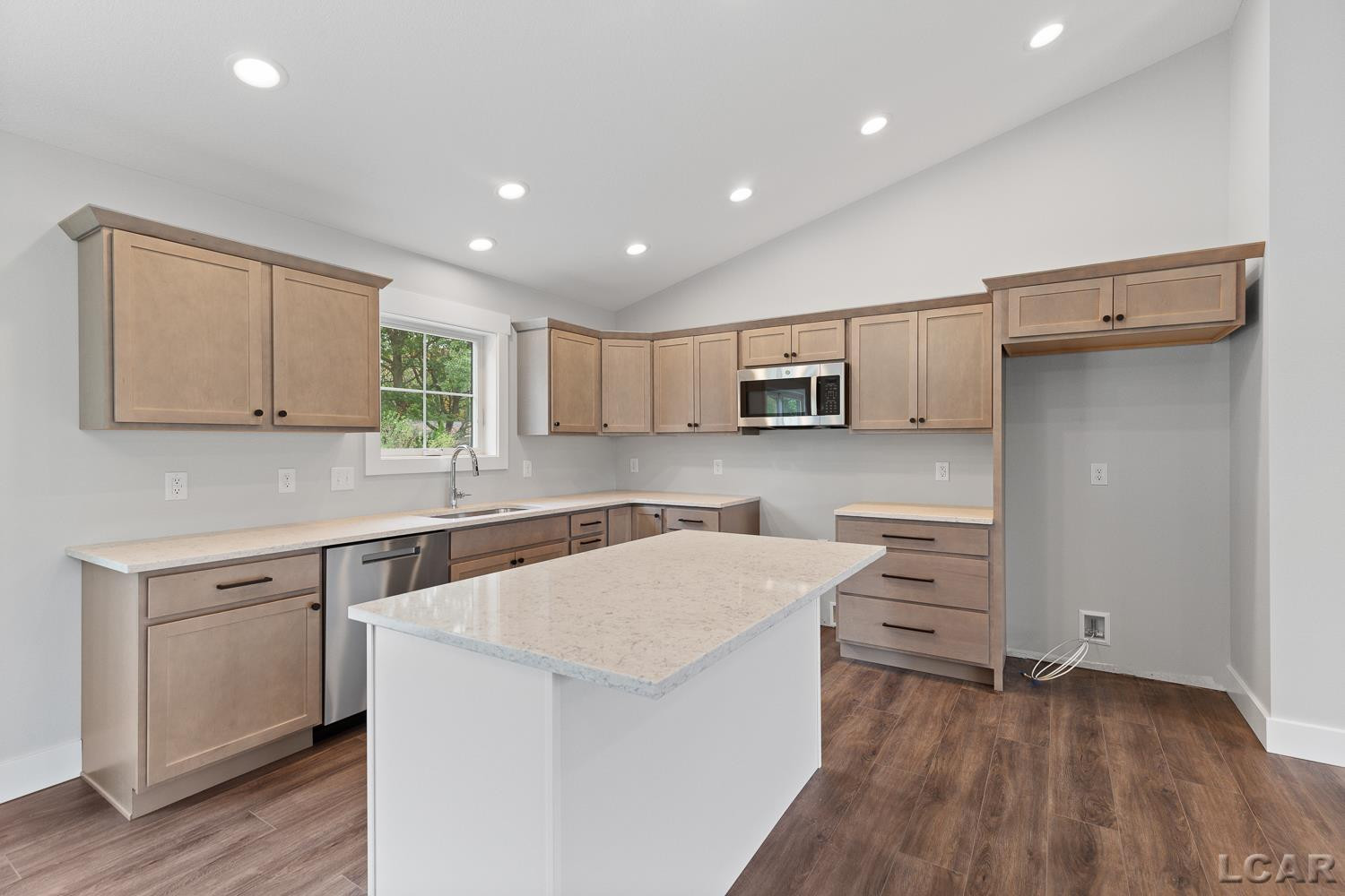 3185 Pender Court, Adrian, MI 49221 — Photo 12
