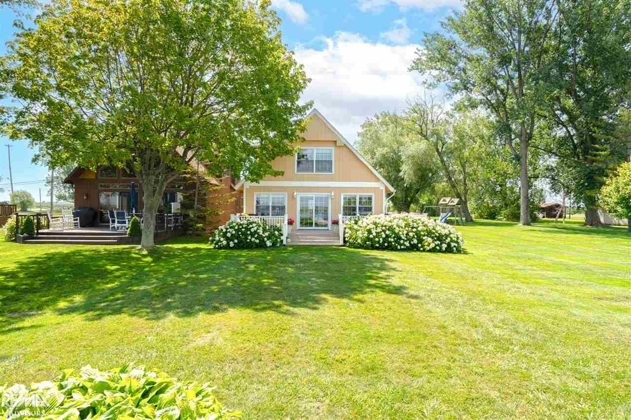 8056 Middle Channel Drive, MI 48028 — Photo 4
